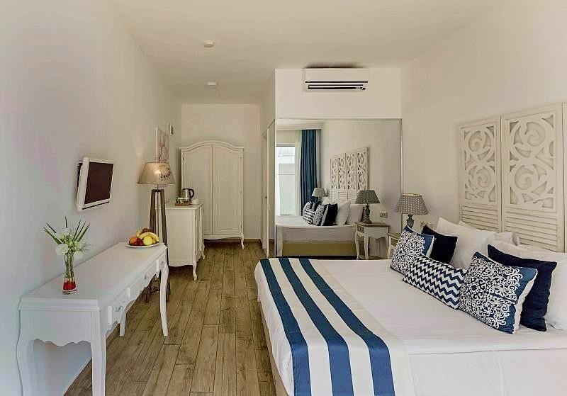 Blue Dreams Resort  16