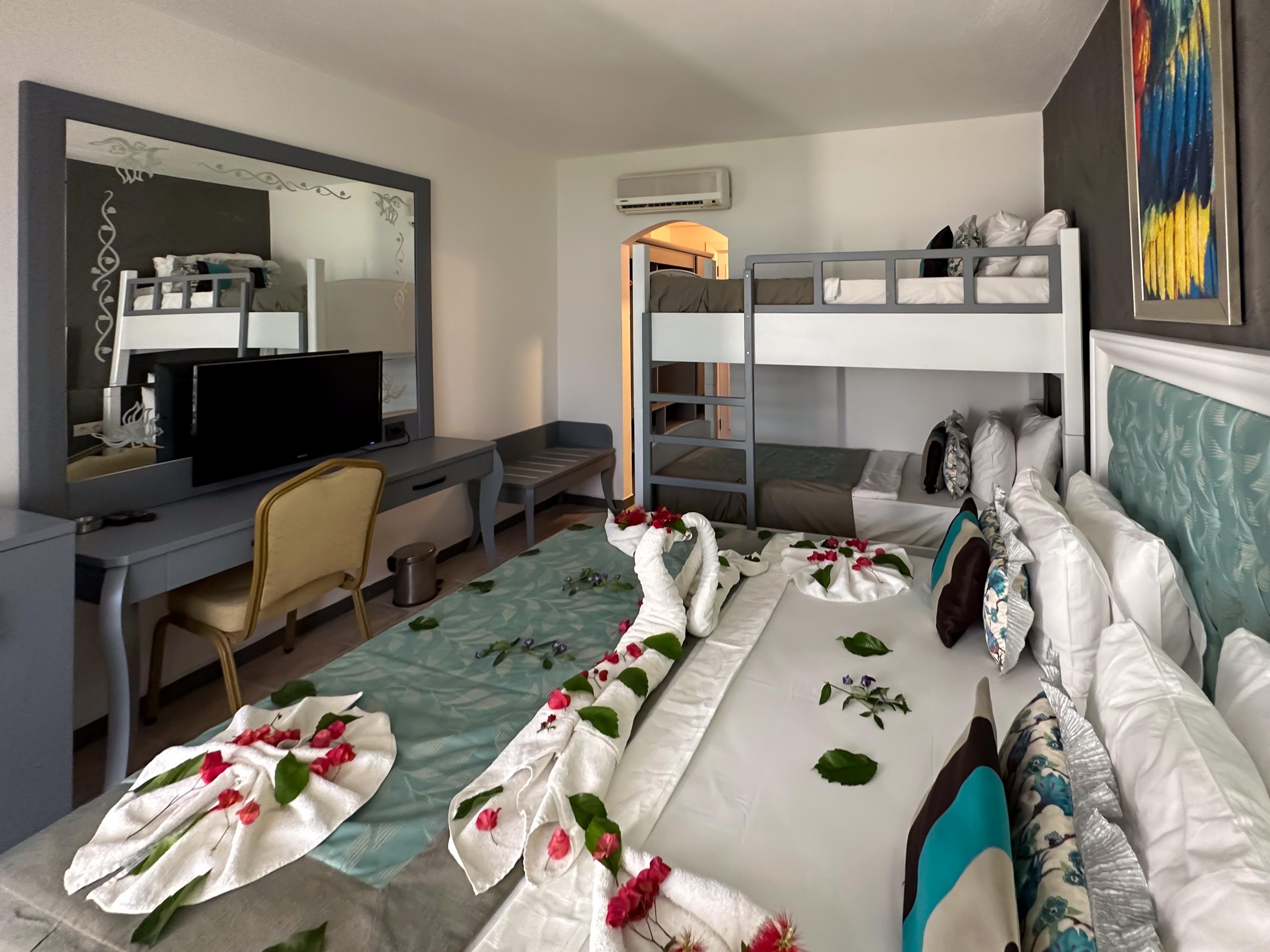 Tiana Beach Hotel 11