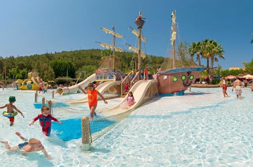 Aqua Fantasy Aquapark Hotel 17
