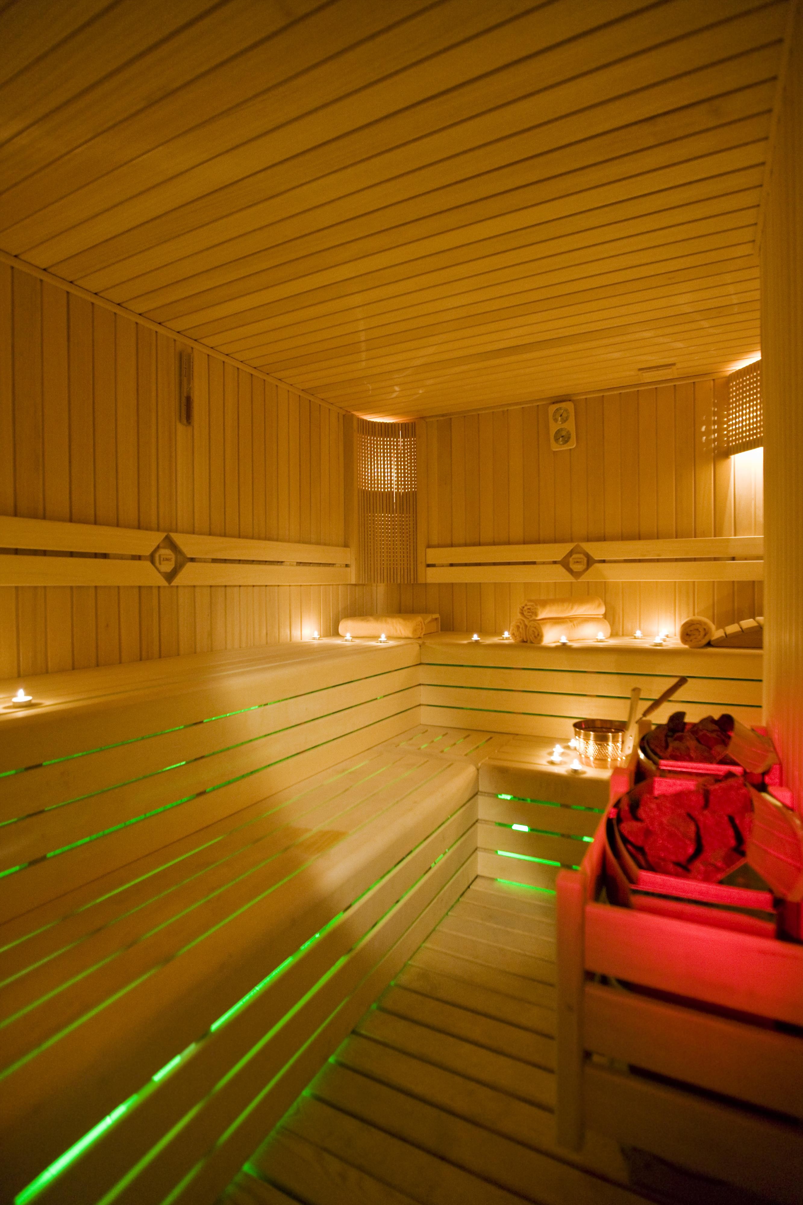 Fantasia Hotel Deluxe 24