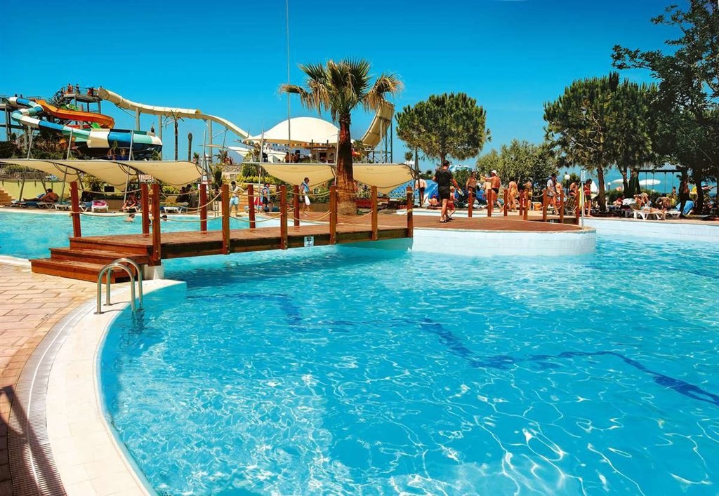 Pine Bay Holiday Resort 26