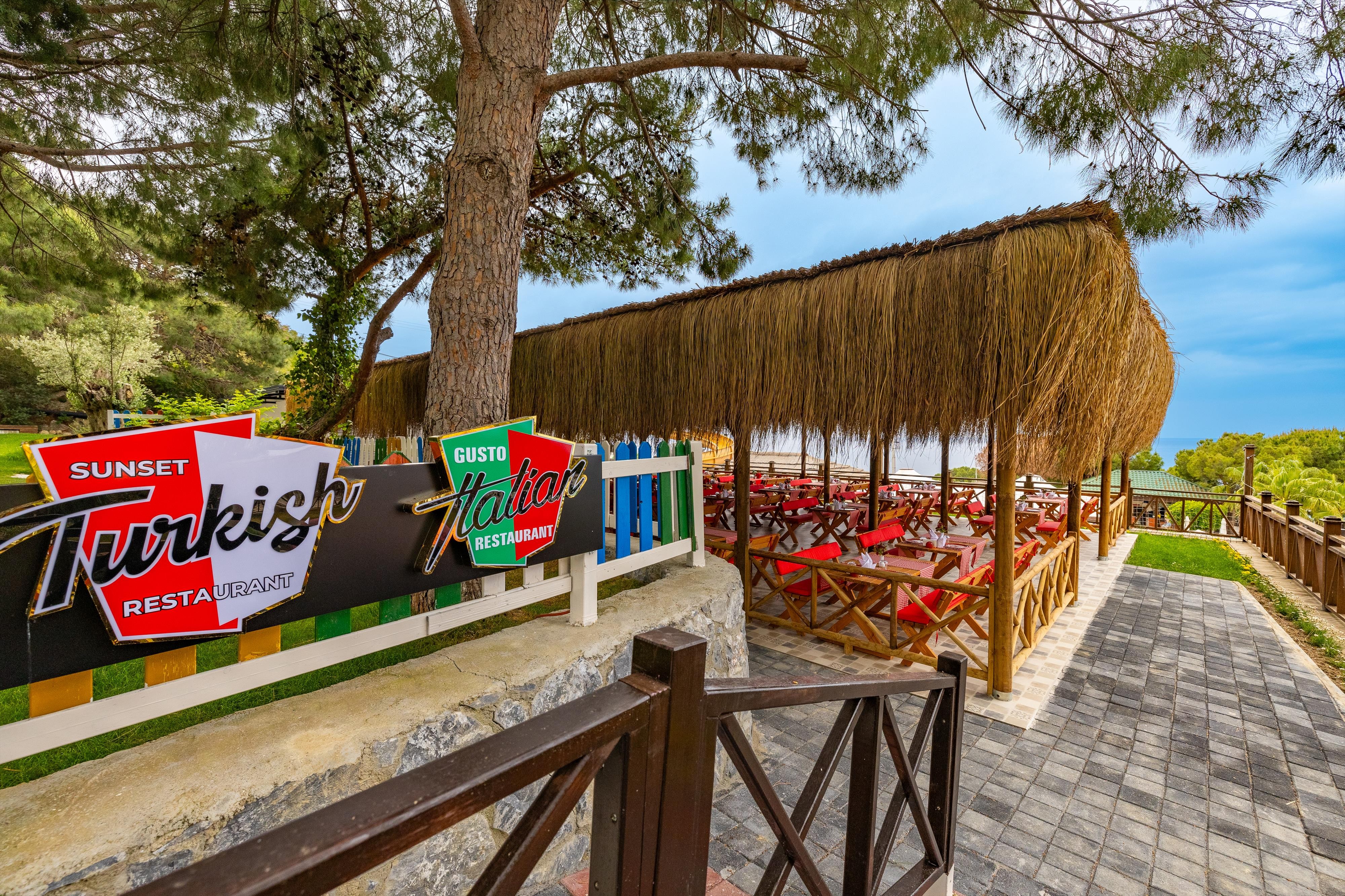 Ramada Resort Kusadasi & Golf 28