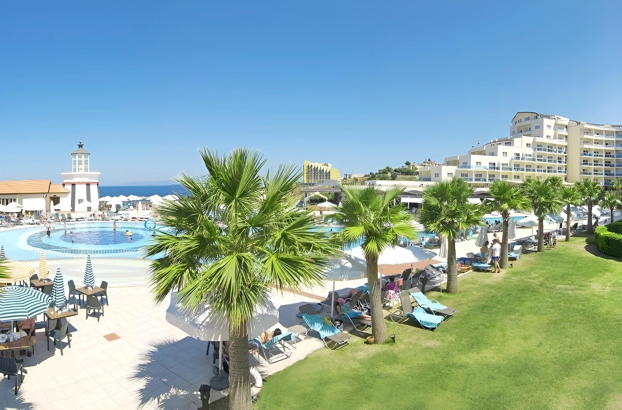 Sealight Resort Hotel 12