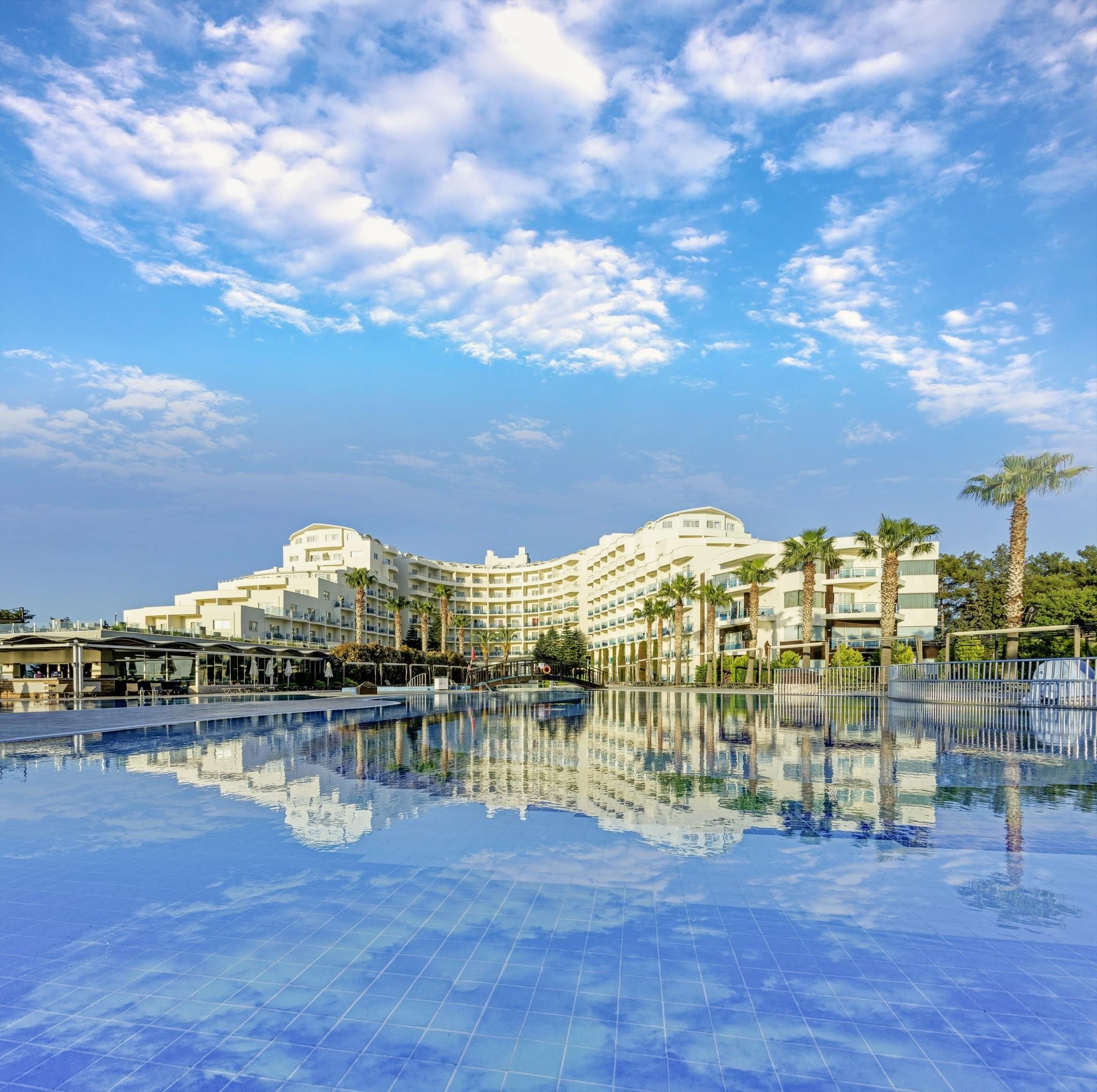 Sealight Resort Hotel 4