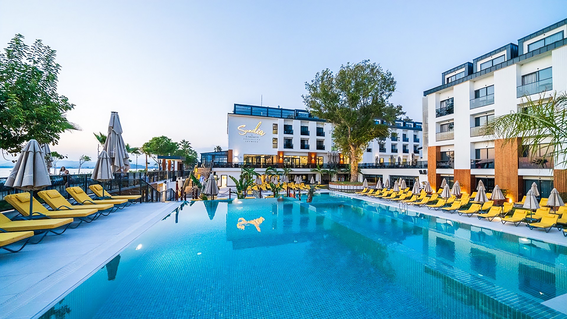 Sundia Exclusive By Liberty Fethiye