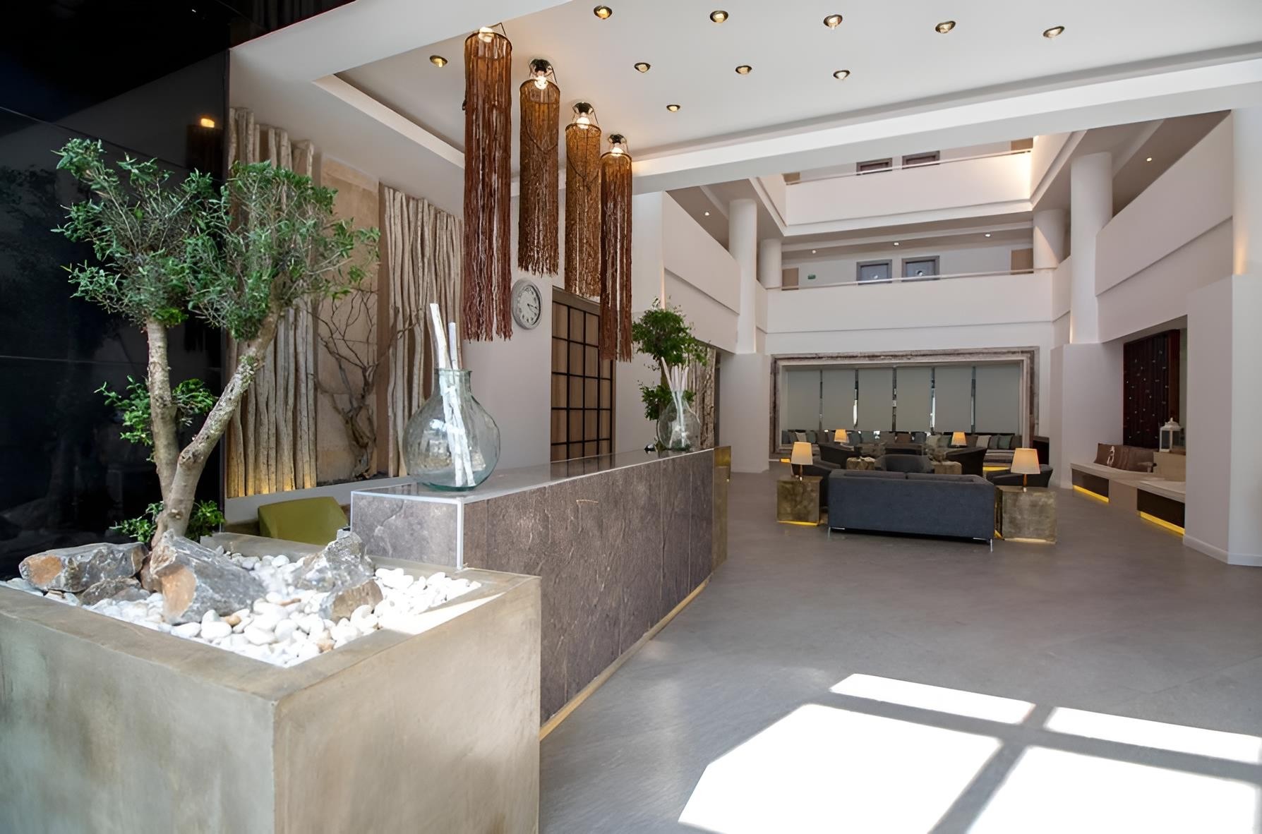 Supreme Beach Hotel 14