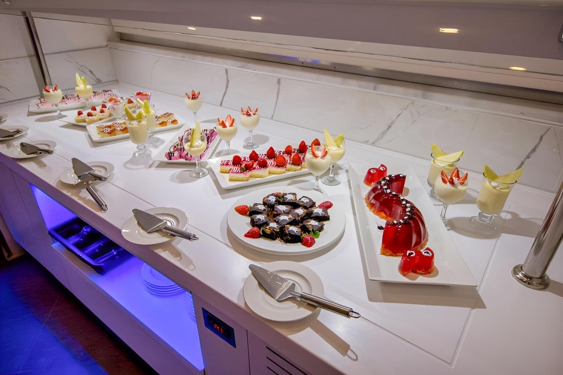 Supreme Beach Hotel 7