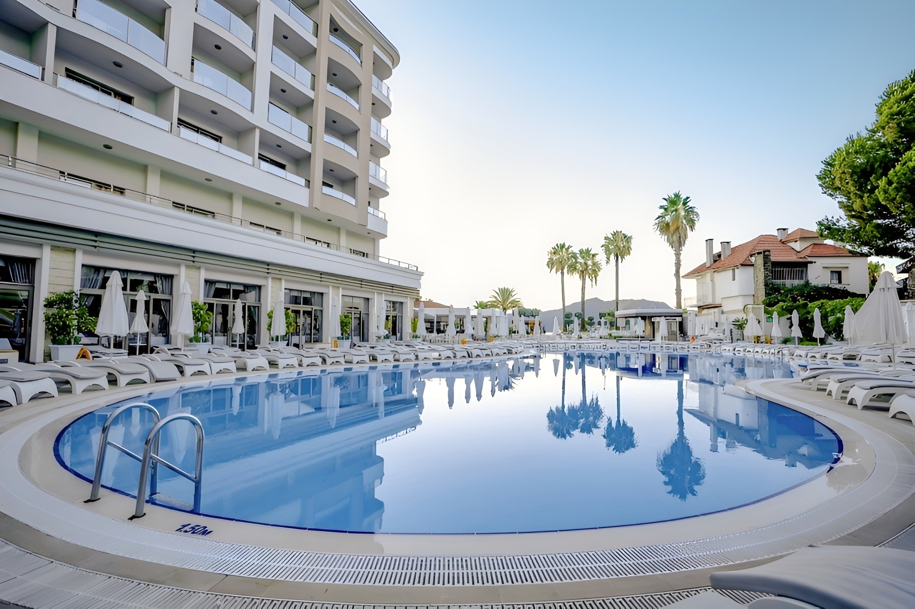 Golden Rock Beach Hotel