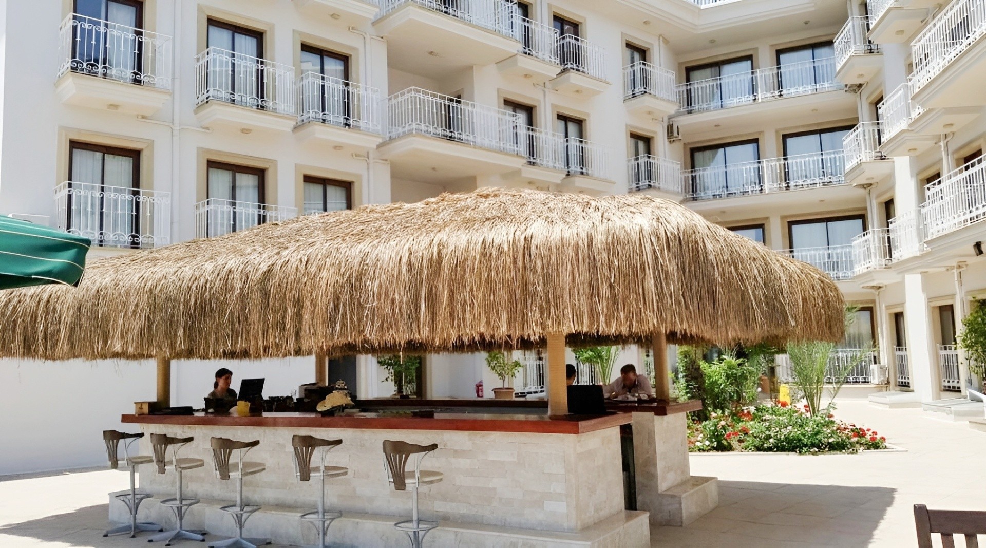 Pasa Garden Beach Hotel 11