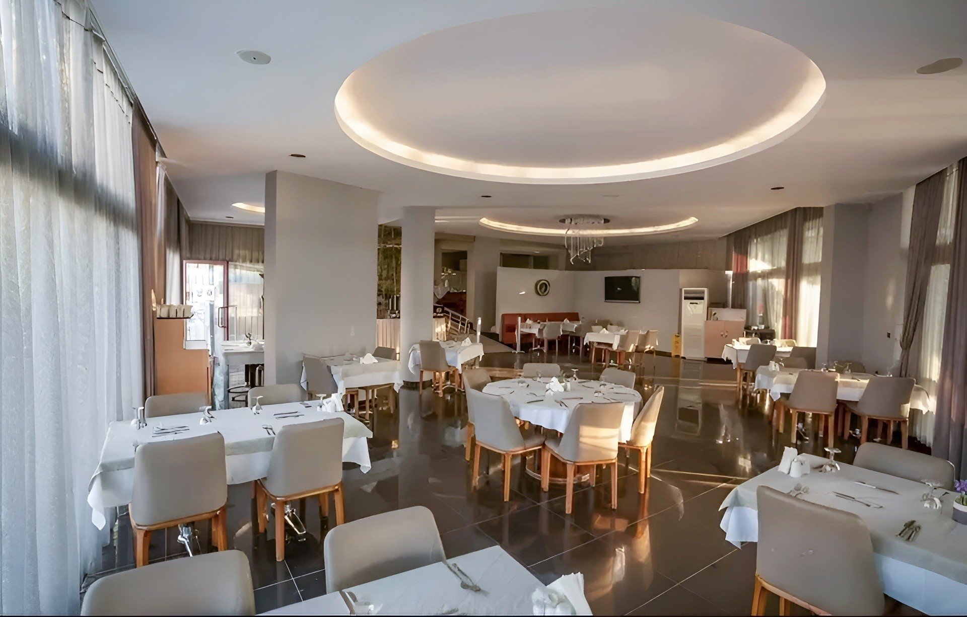 Pasa Garden Beach Hotel 9