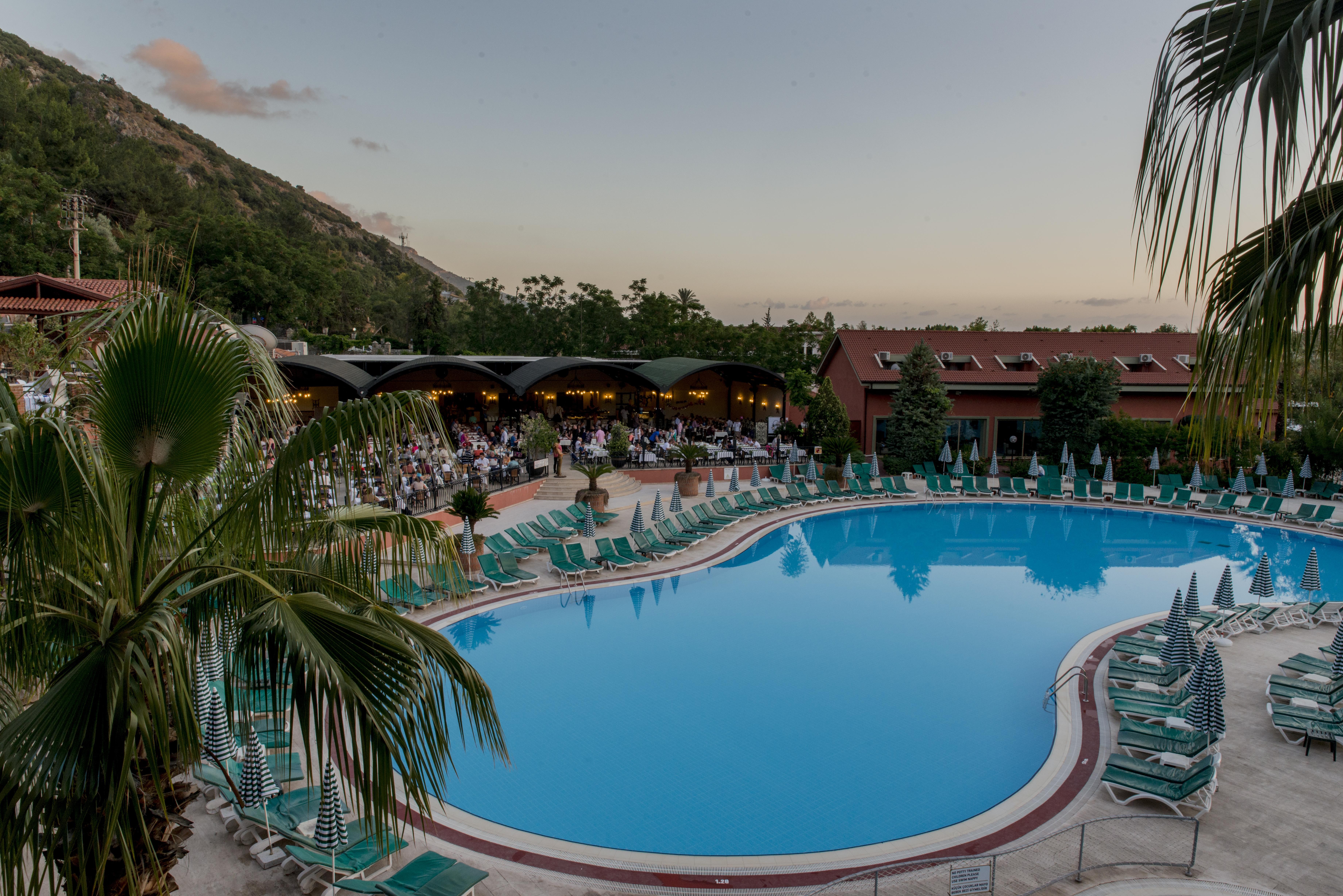 Sundia by Liberty Suncity 8