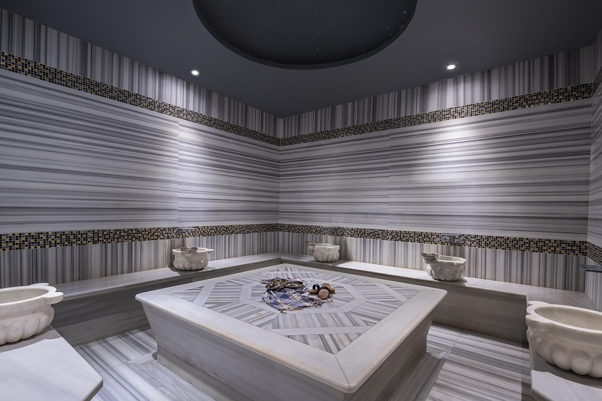 DoubleTree by Hilton Istanbul Esentepe 9