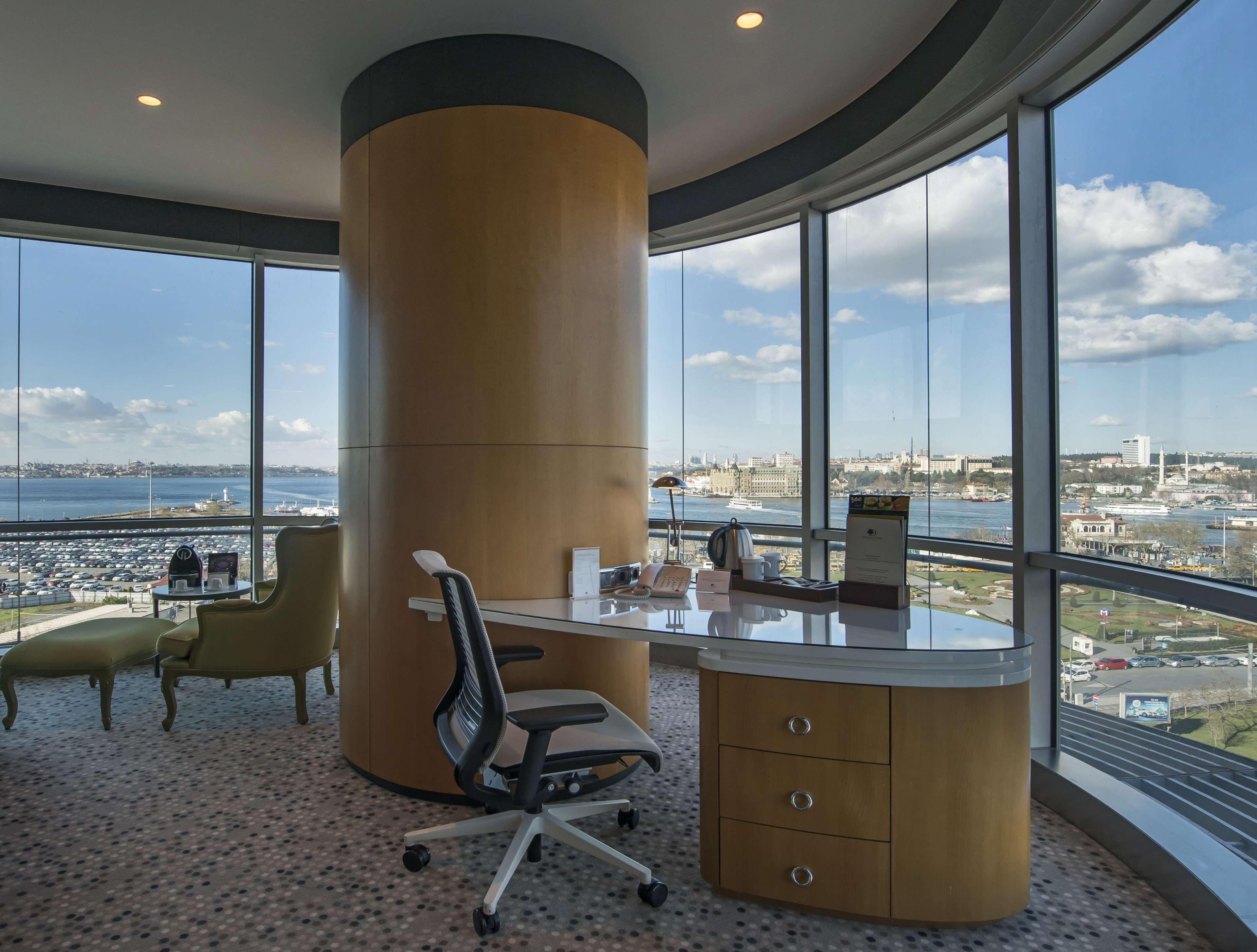 Doubletree by Hilton Istanbul Moda 5