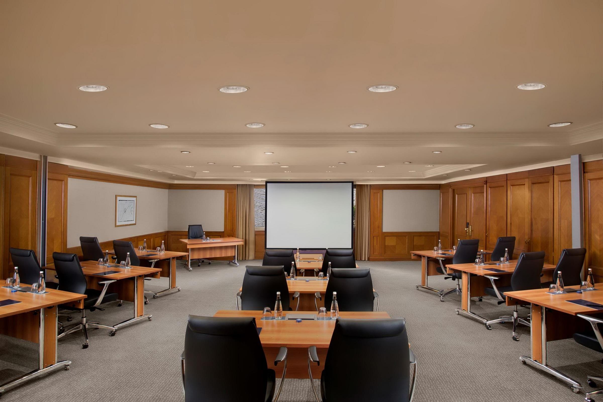 Hilton Istanbul Bosphorus Hotel 10