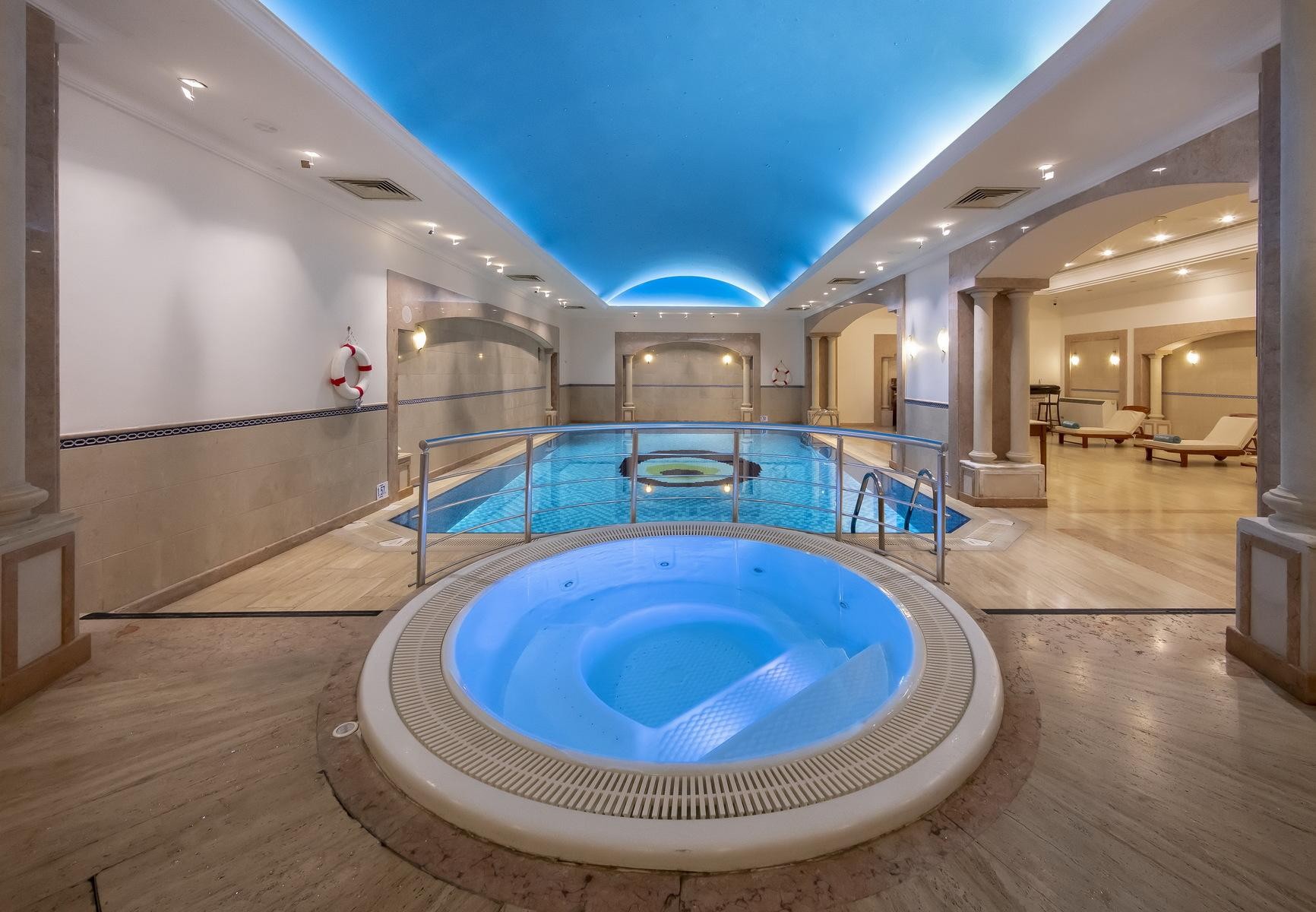 Occidental Taksim Hotel 8