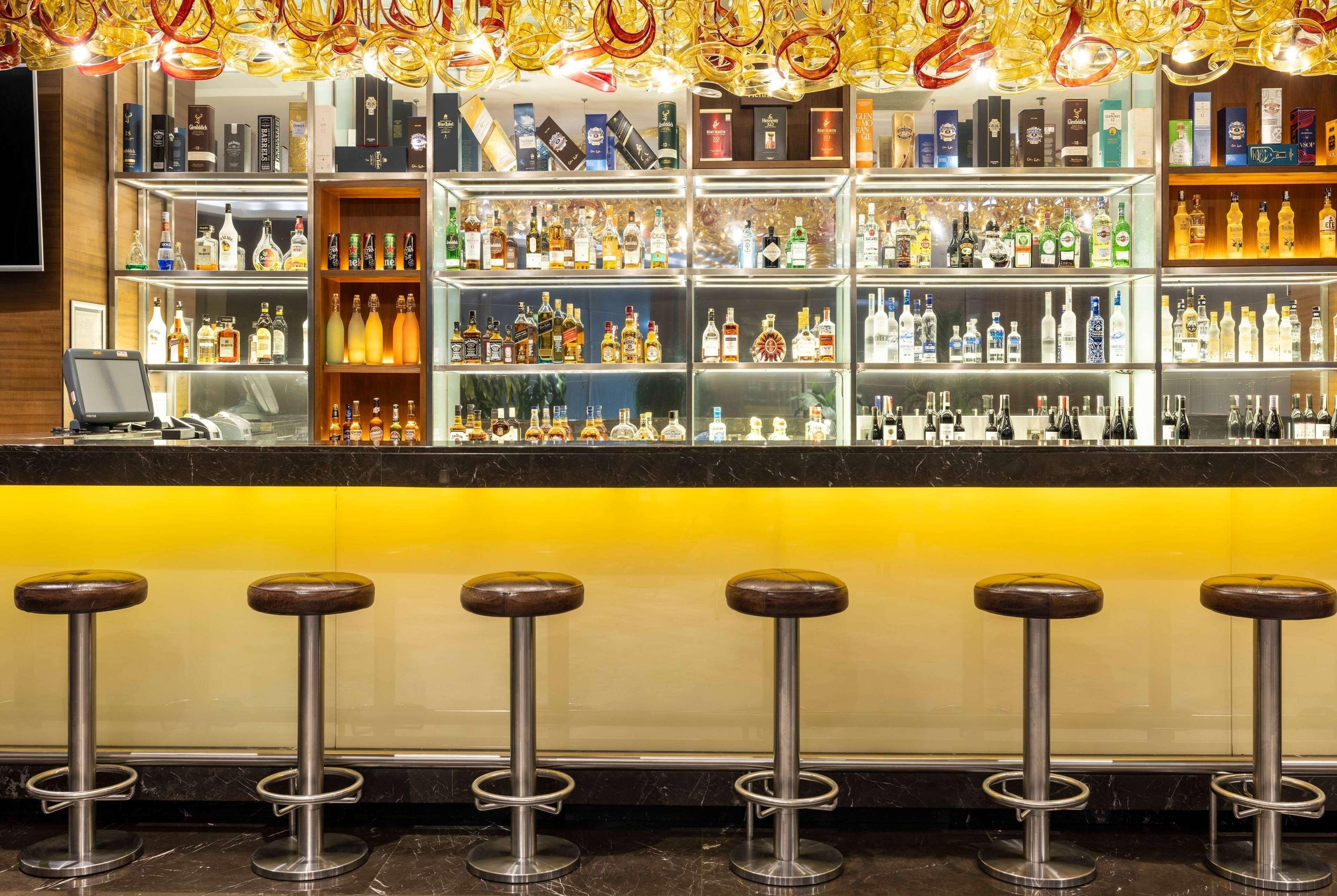 Ramada Plaza by Wyndham Istanbul Tekstilkent 7