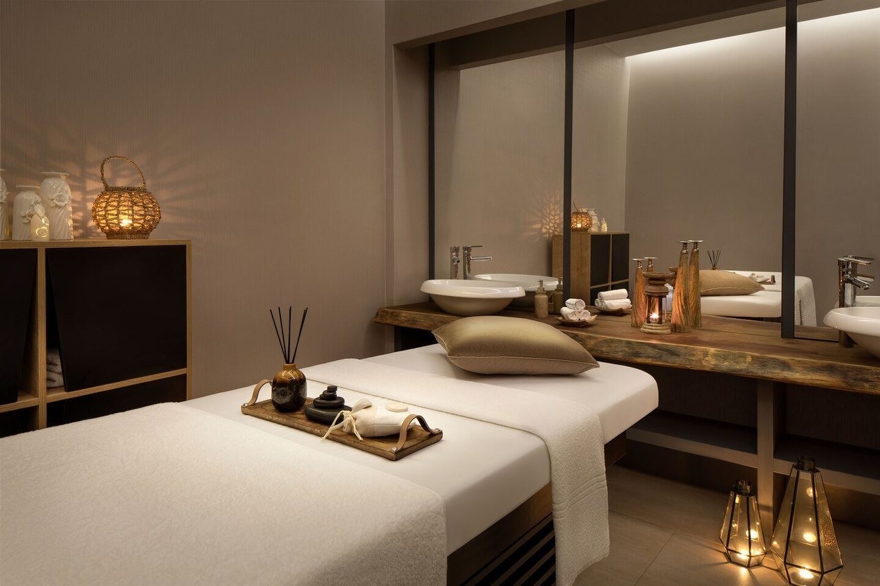 Sheraton Istanbul City Center 10