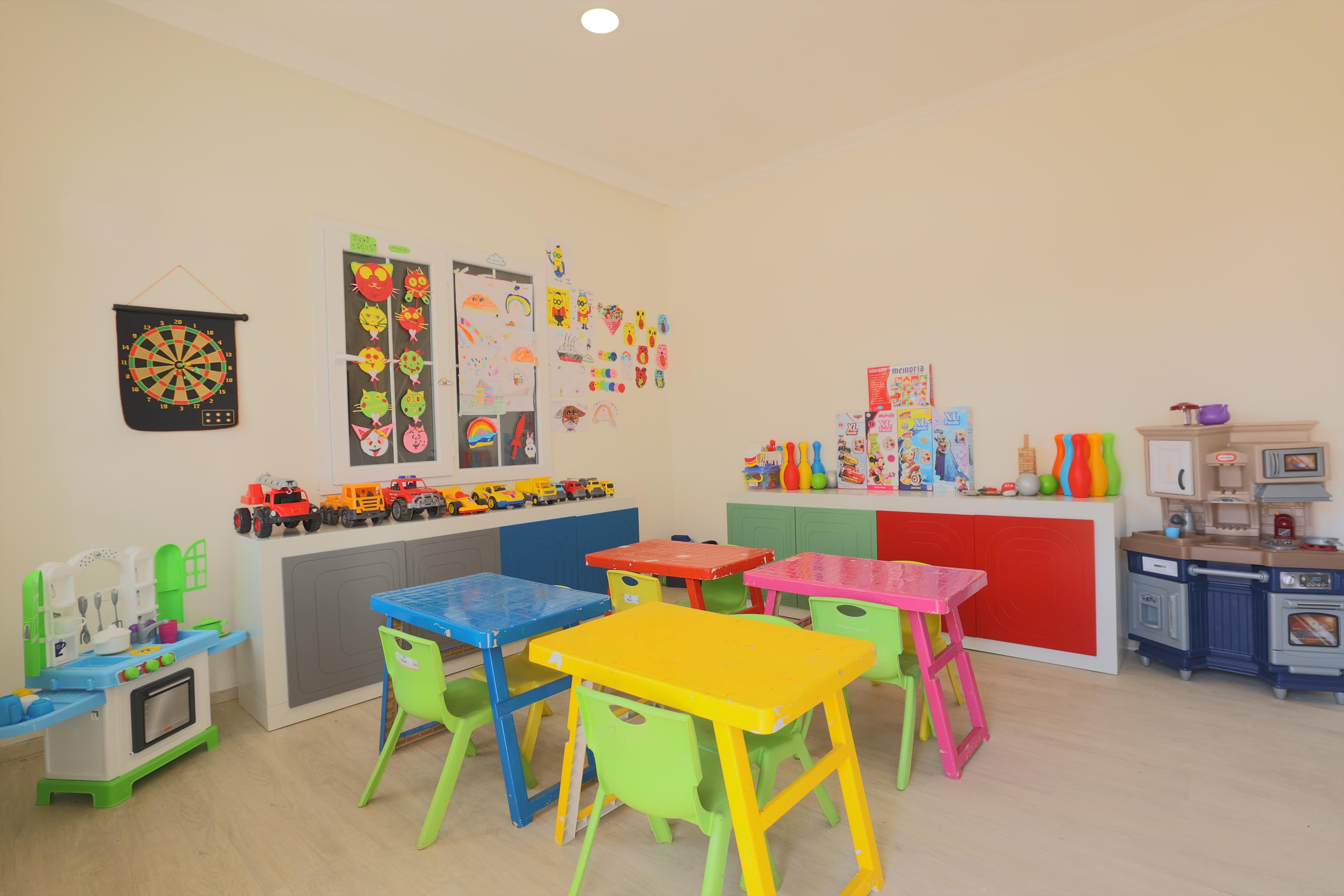 EOS Beach Resort by Selene 18