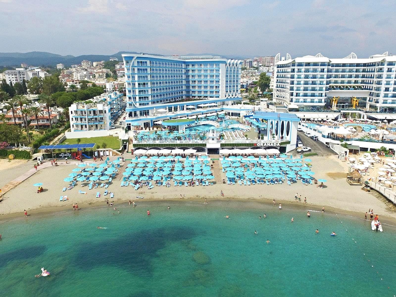 Granada Luxury Beach 8