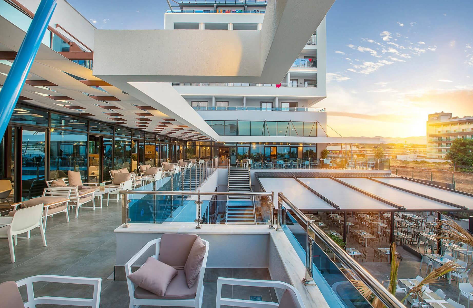 Numa Bay Exclusive 42