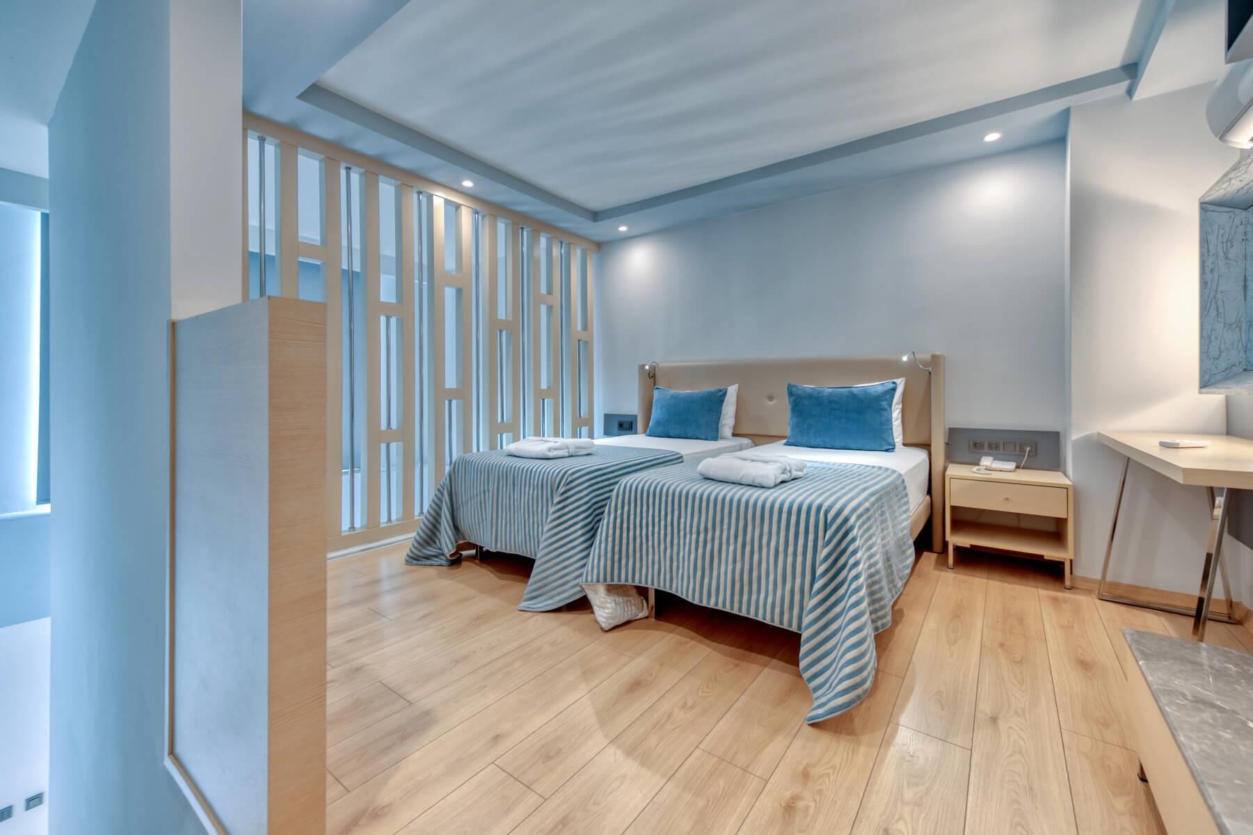 Numa Bay Exclusive 30