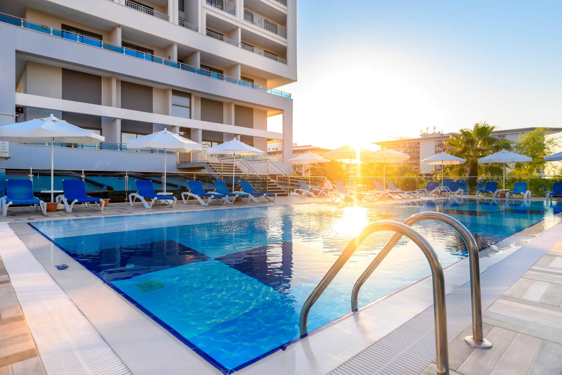 Numa Bay Exclusive 12