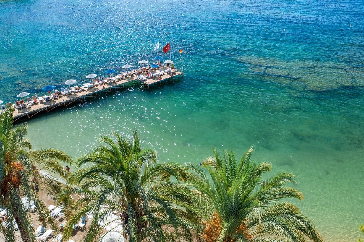 Utopia Resort And Residence 9