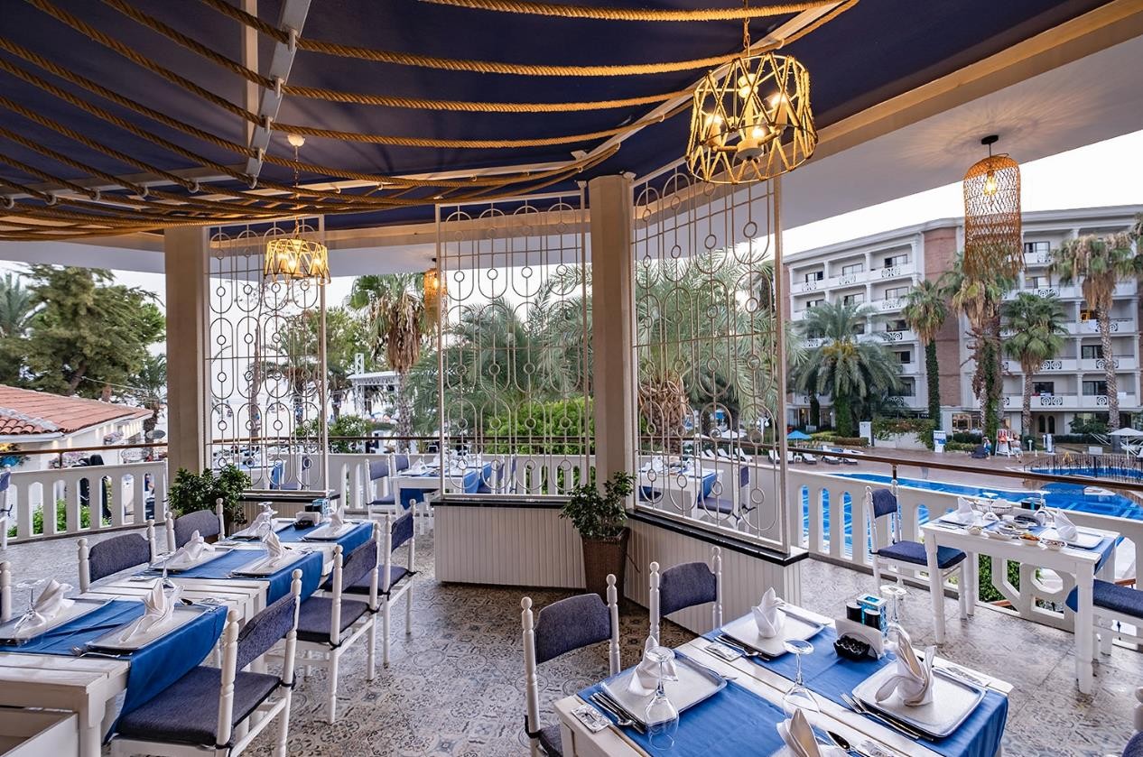 Utopia Resort And Residence 12