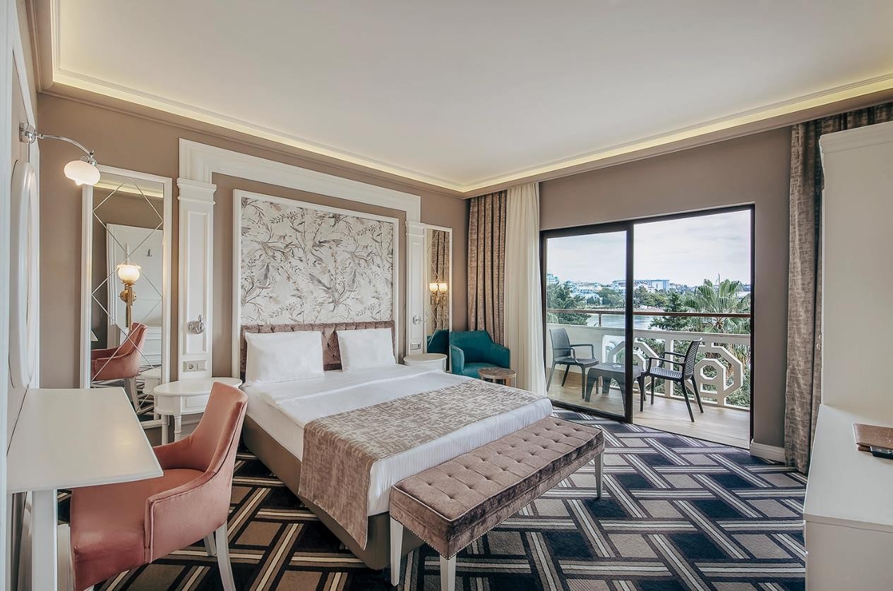 Utopia Resort And Residence 10