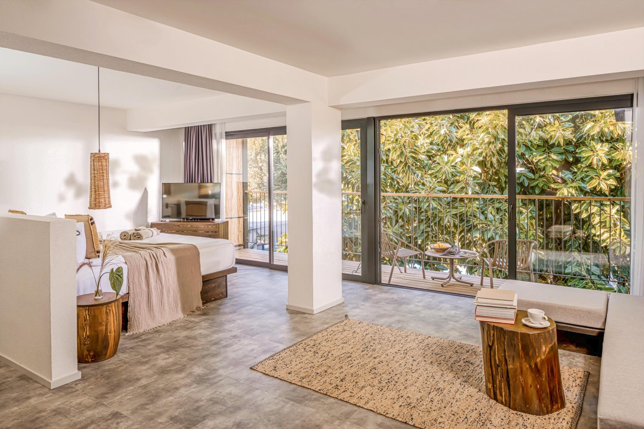 BALMY BEACH RESORT 18