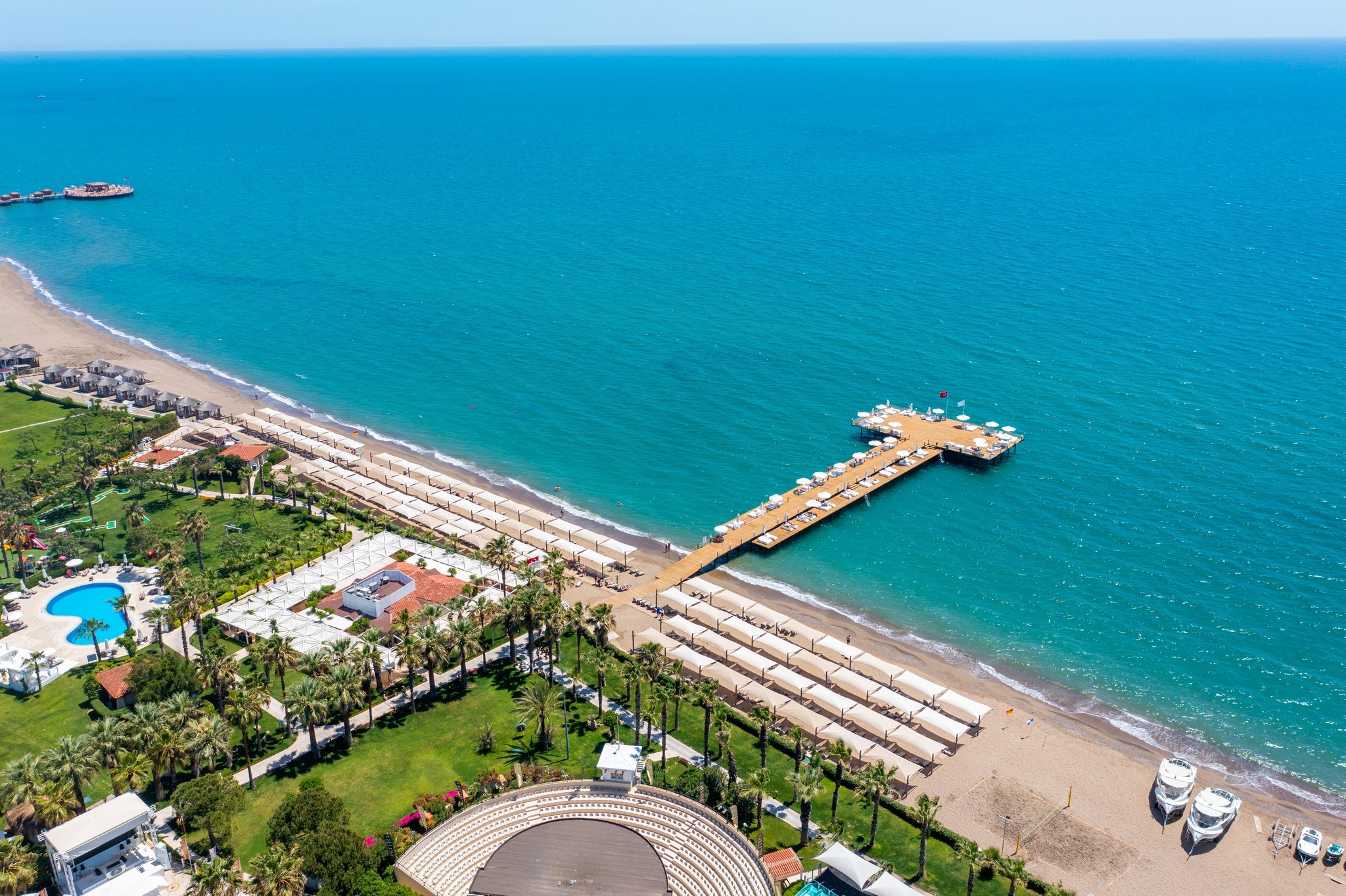 Bellis Deluxe Hotel 13