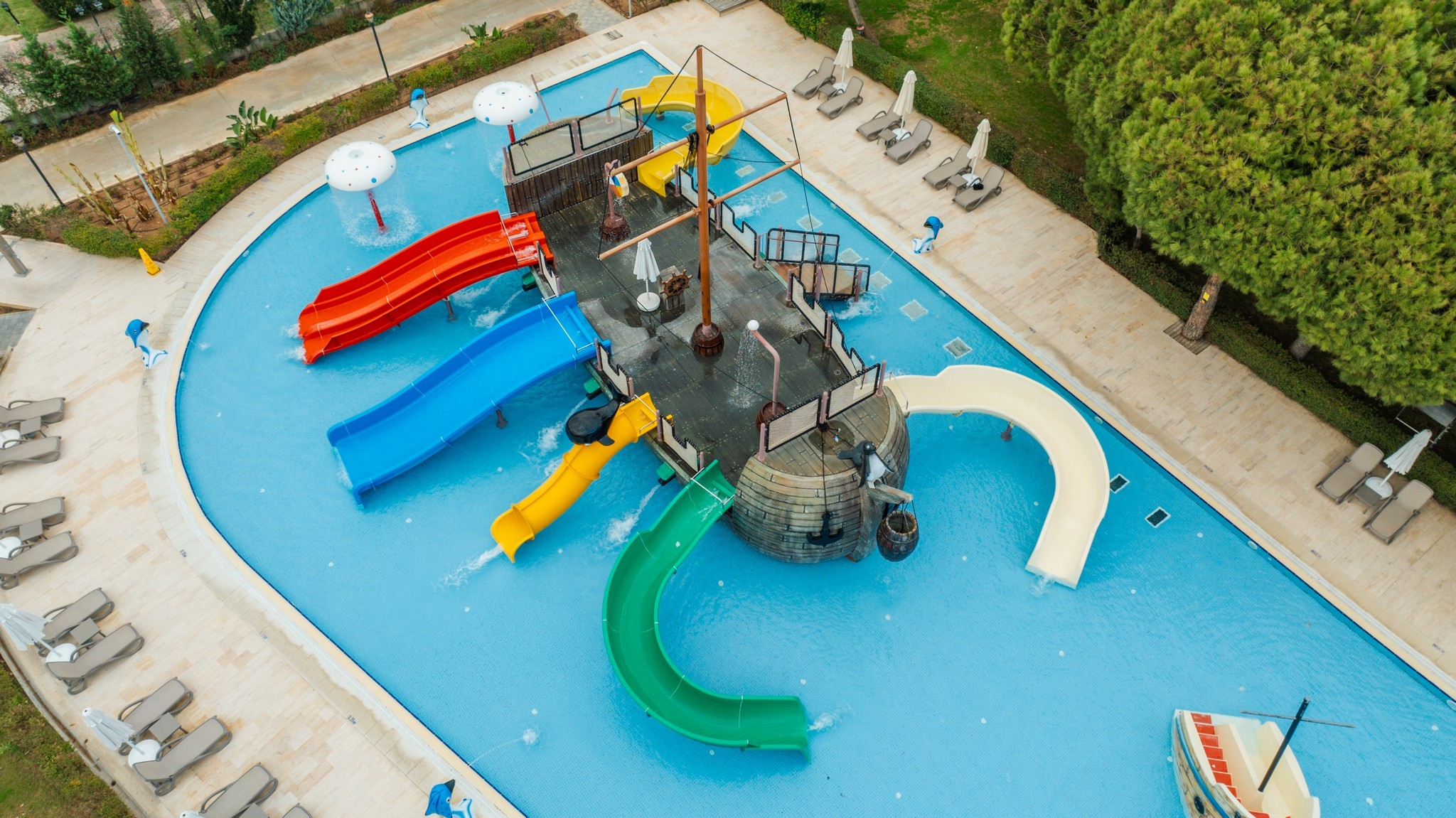 Bellis Deluxe Hotel 6