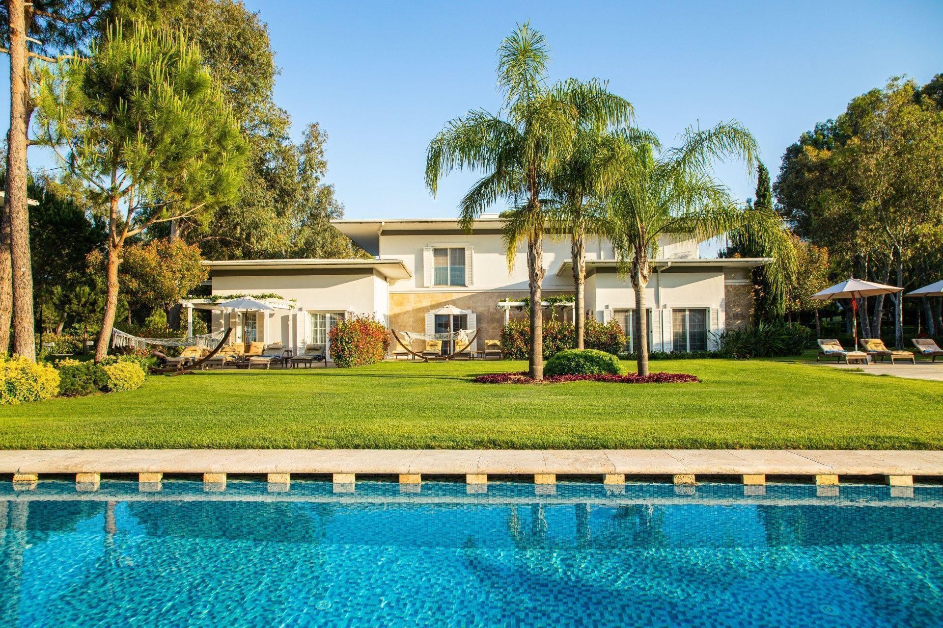 Cornelia Azura Villas  3