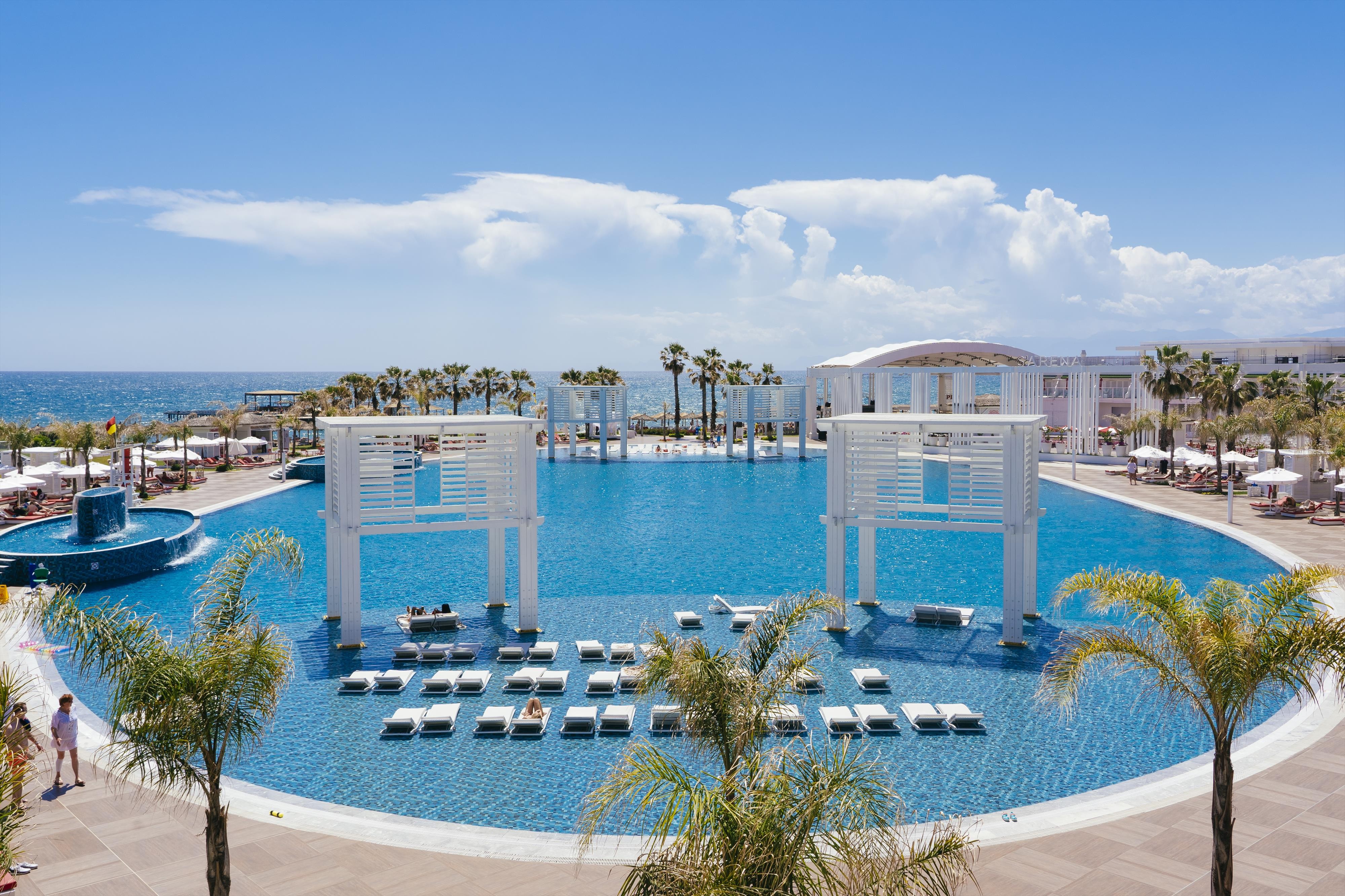 Selectum Luxury Resort Belek  3