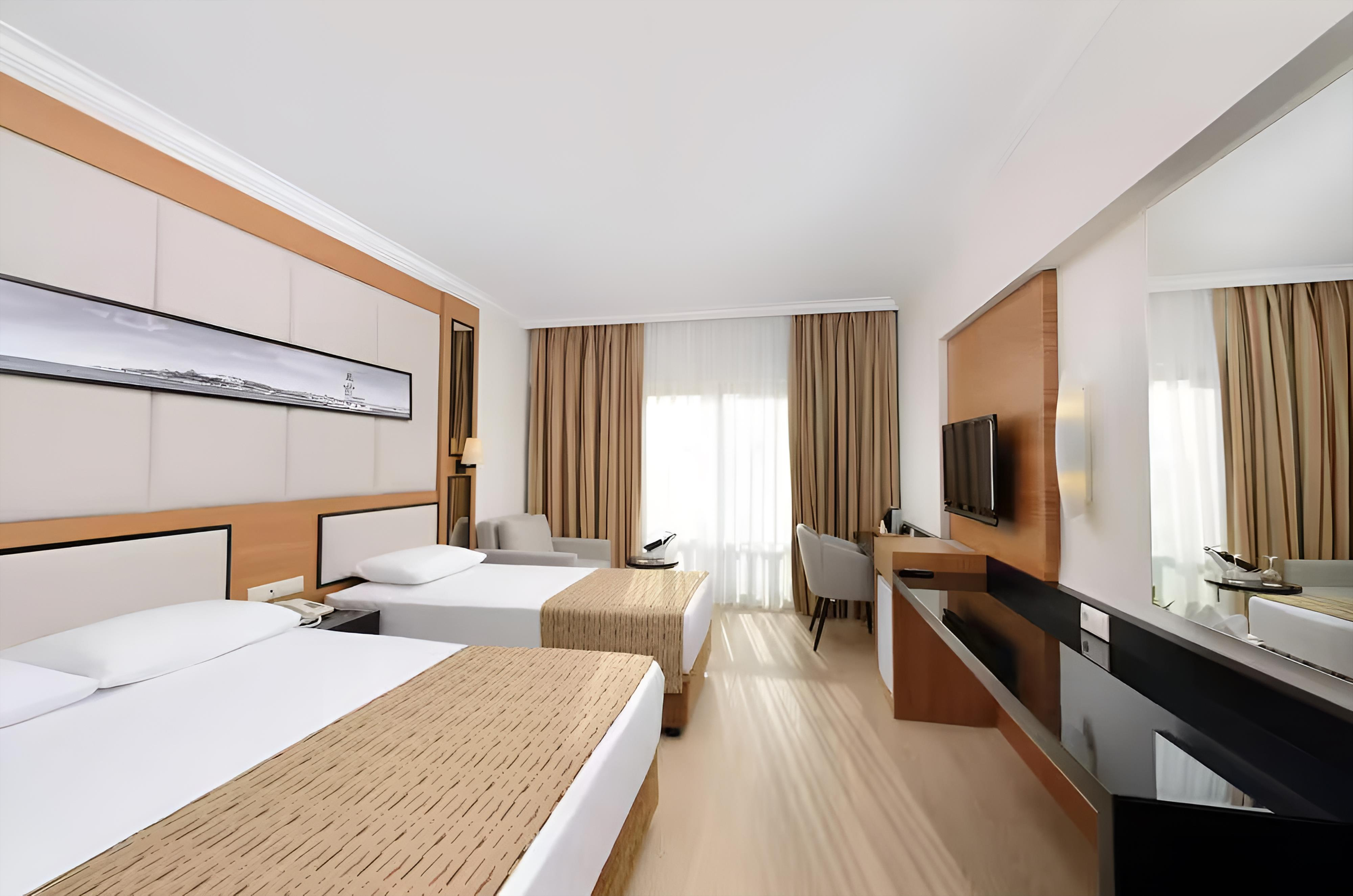 Aydinbey Famous Resort 16