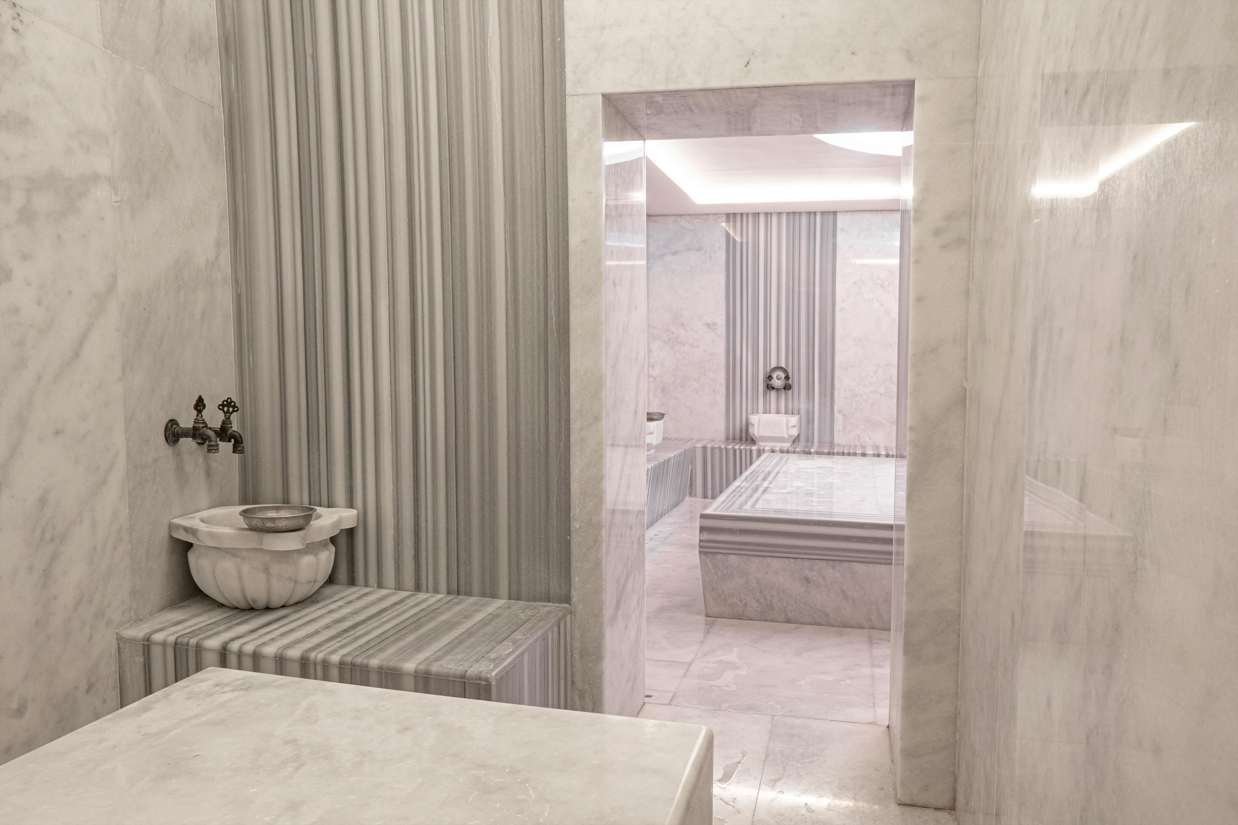 Aydinbey Famous Resort 19