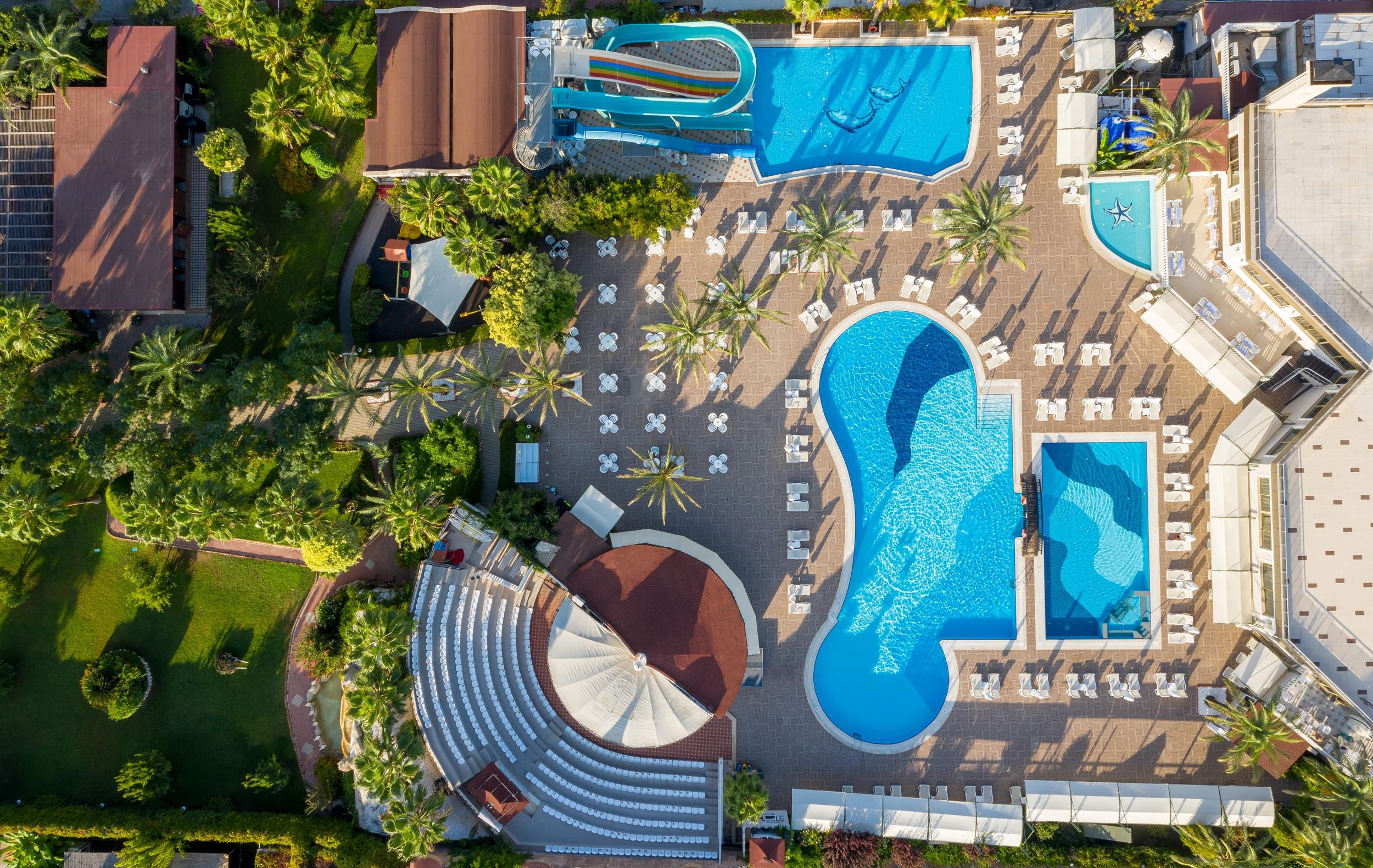 Aydinbey Famous Resort 6