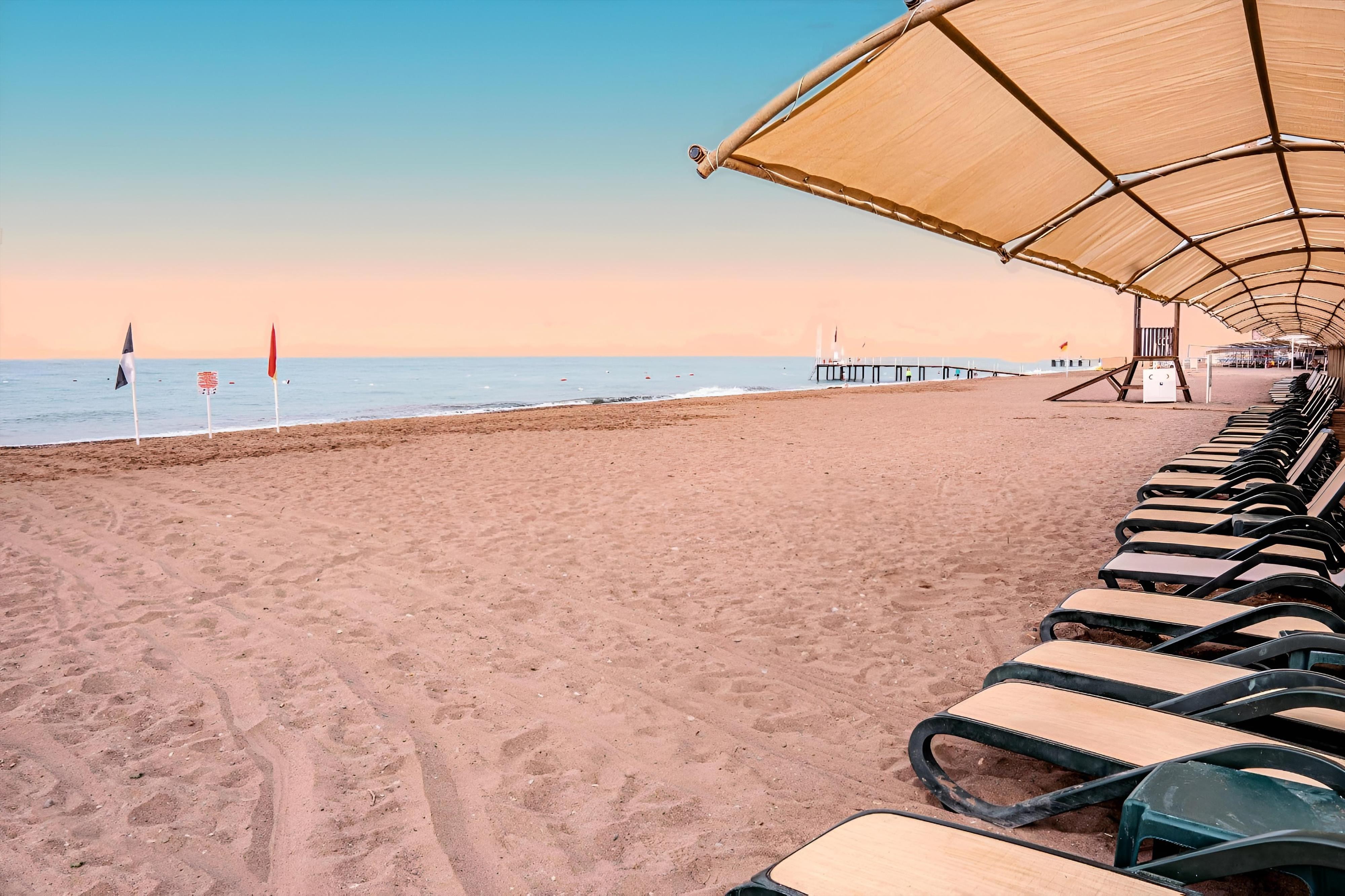 Aydinbey Famous Resort 9