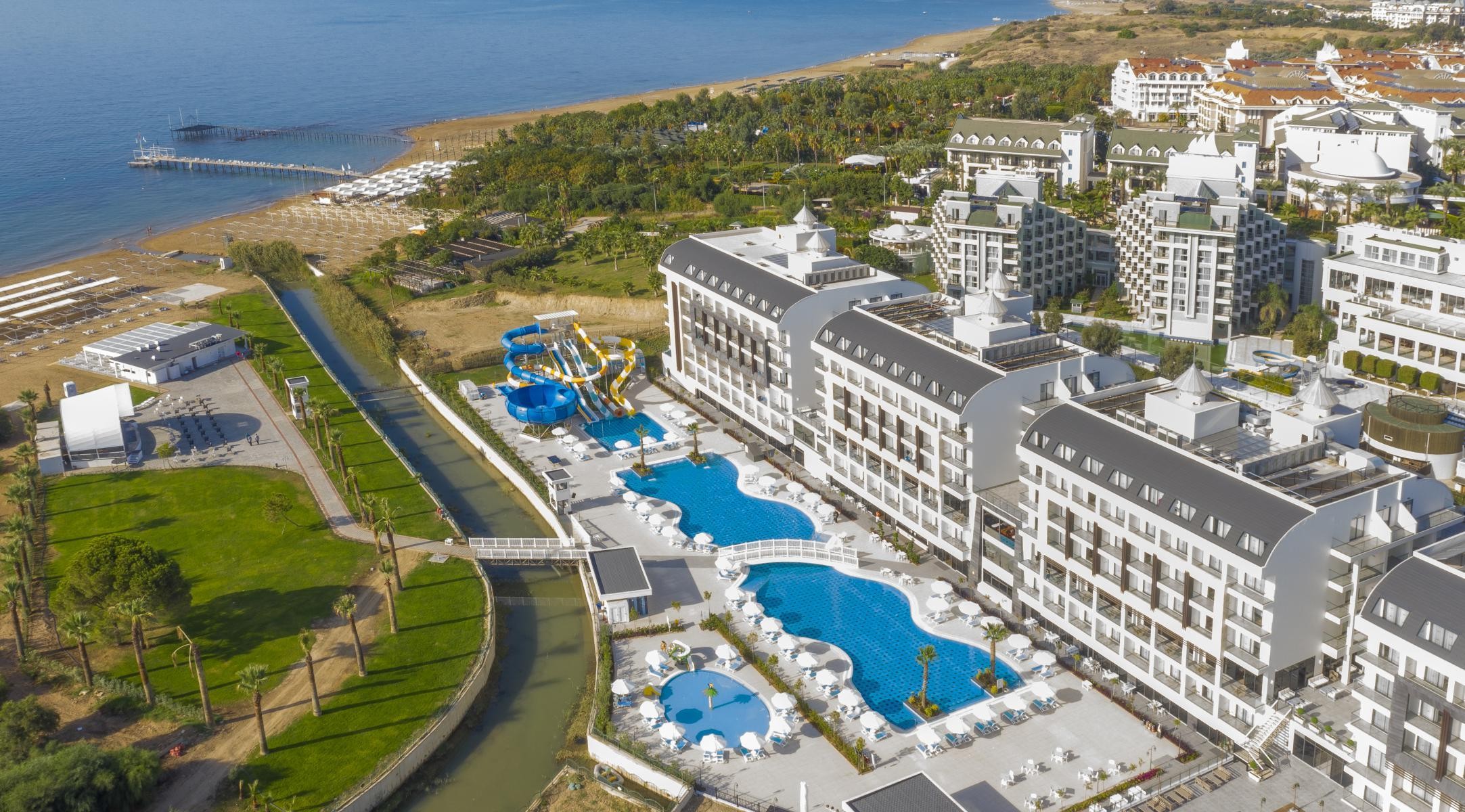 DIAMOND DELUXE HOTEL 5