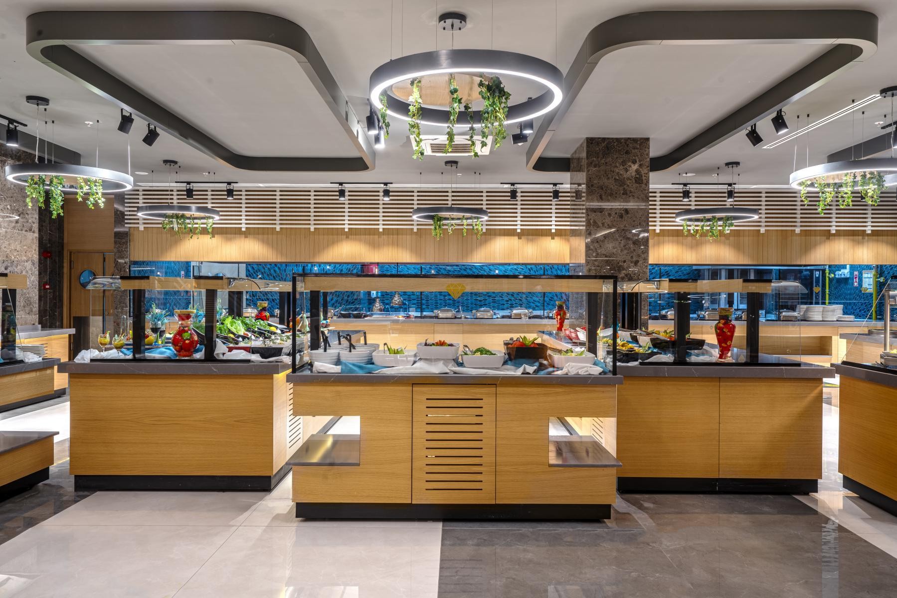 DIAMOND DELUXE HOTEL 8