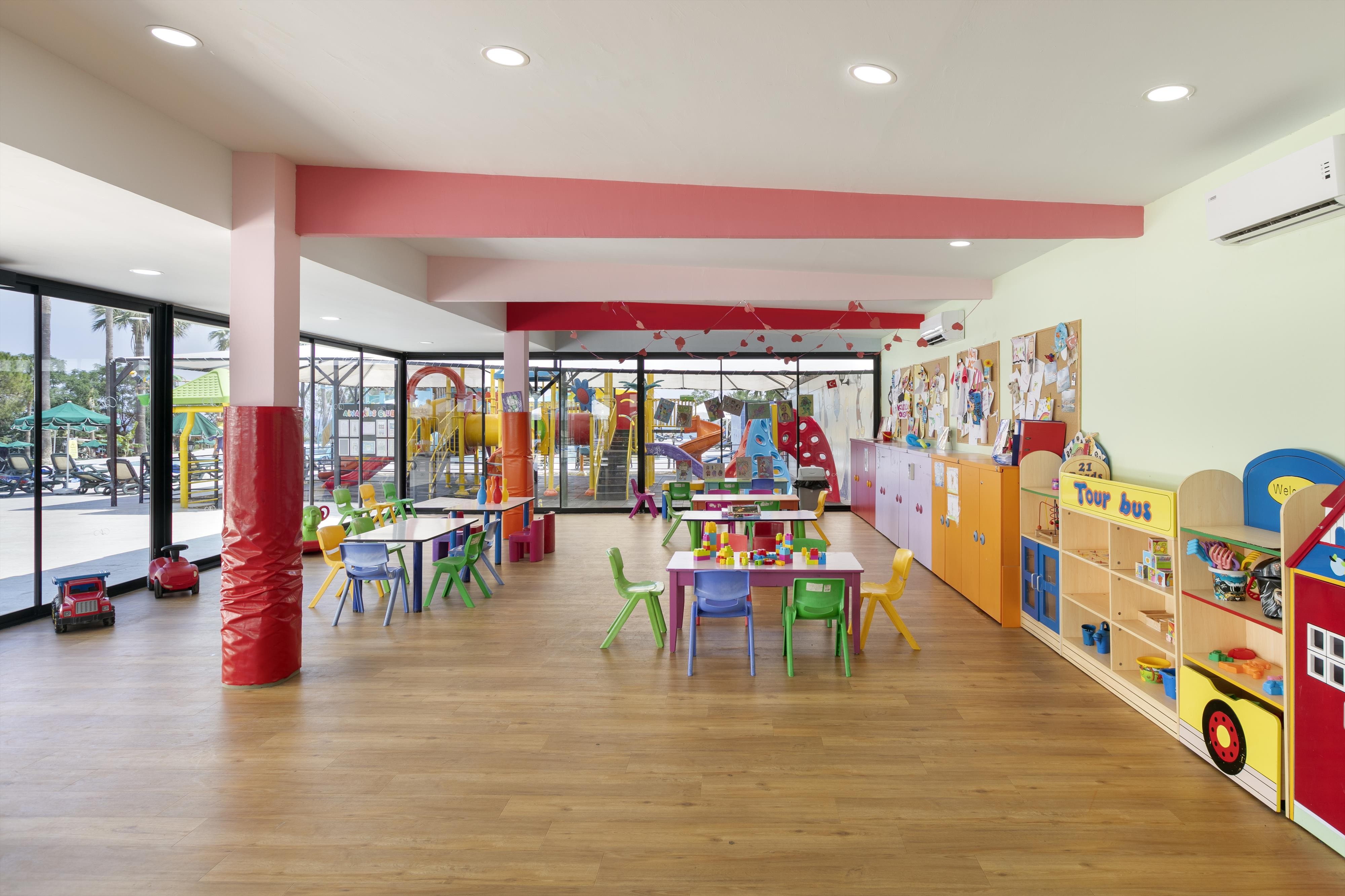 Dobedan Beach Side  26