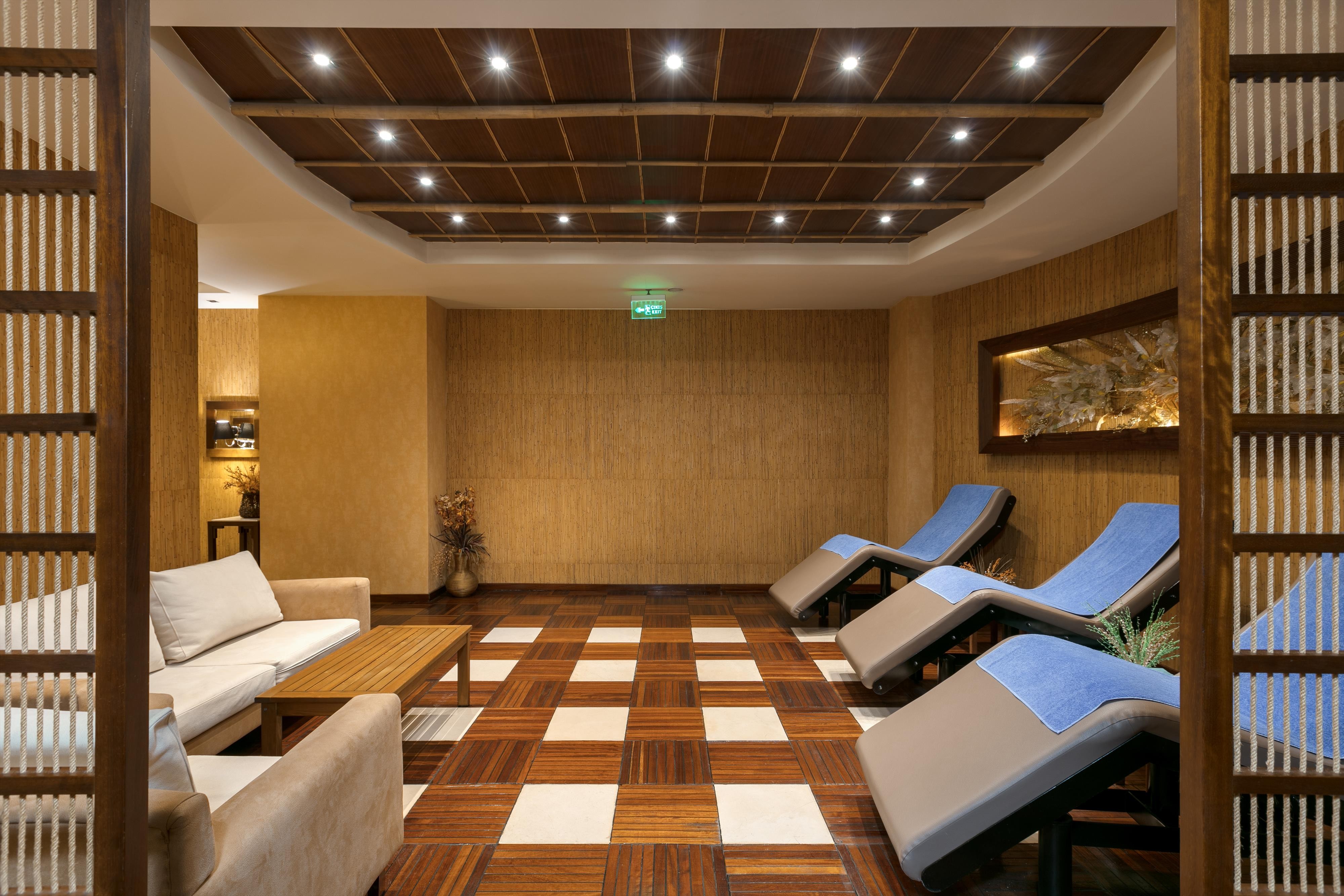 Dobedan Beach Side  32