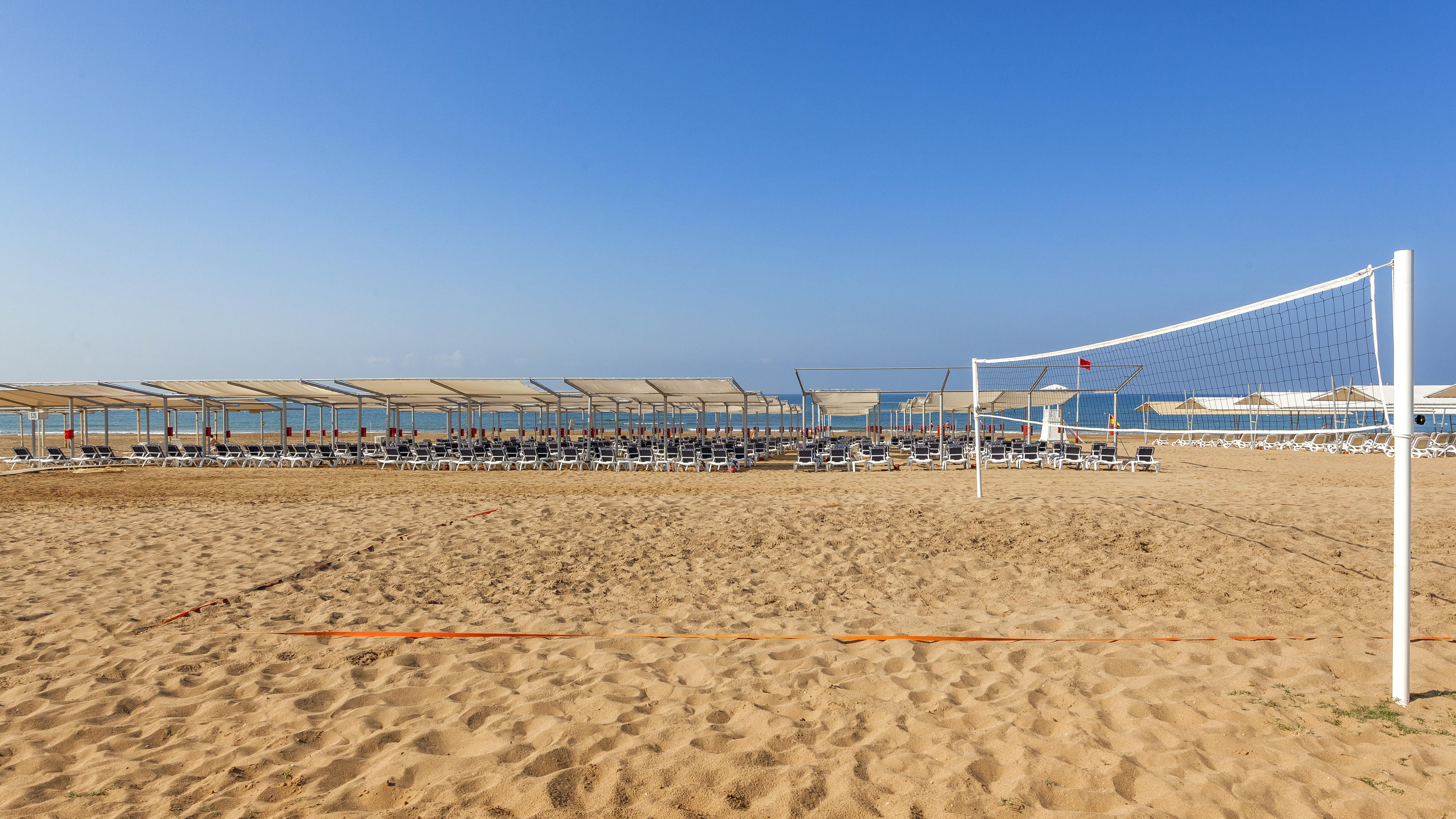 GLAMOUR RESORT & SPA 32