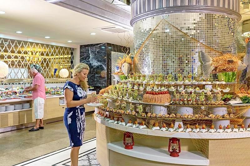 Royal Alhambra Palace 6