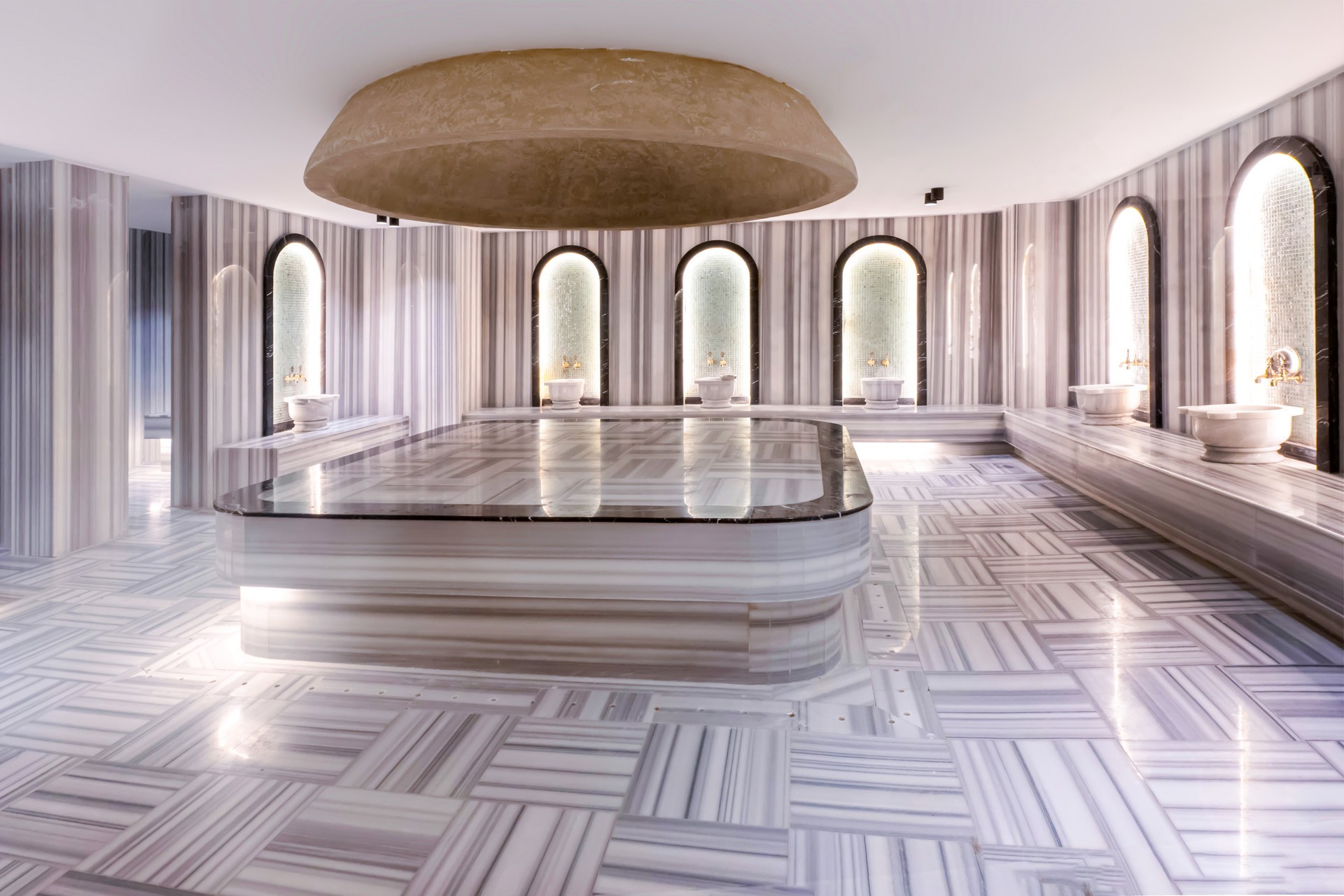 Royal Atlantis Icon  33