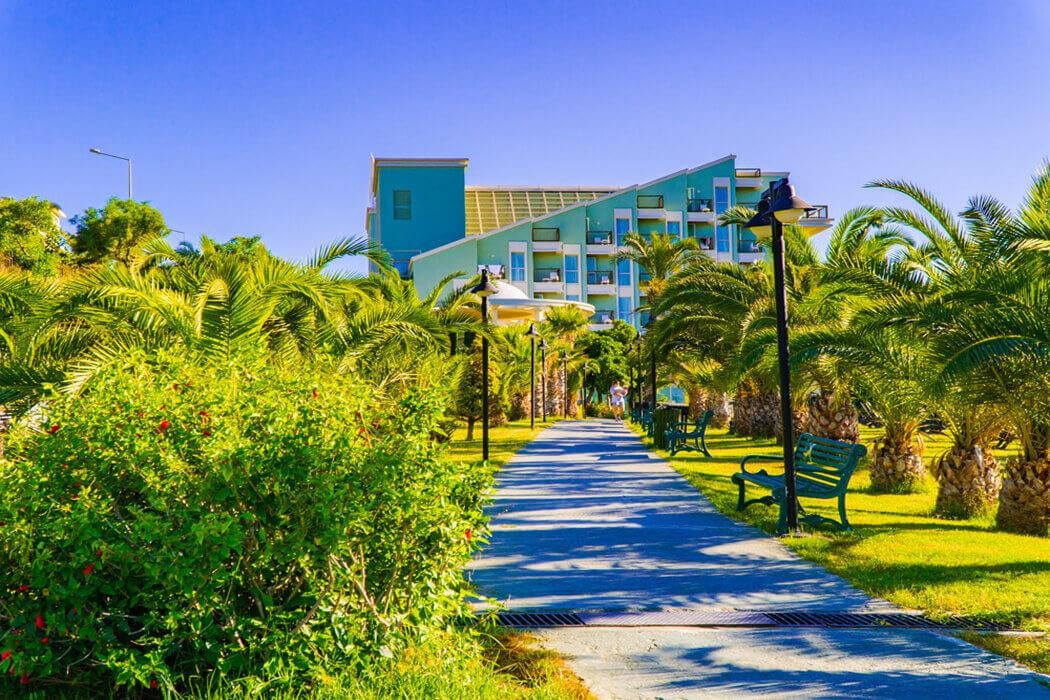 Royal Atlantis Spa & Resort  8