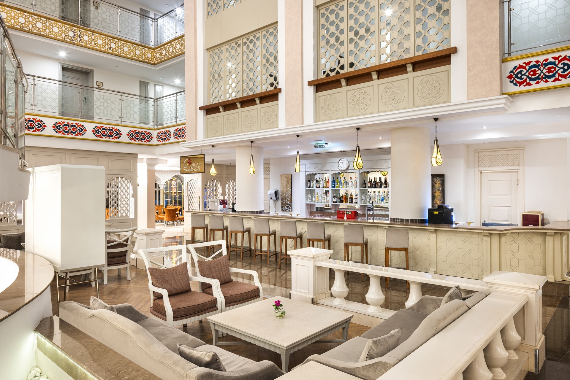 Side Star Resort  17