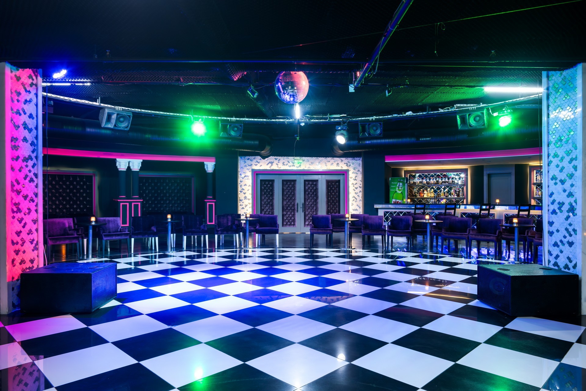 Side Star Resort  32