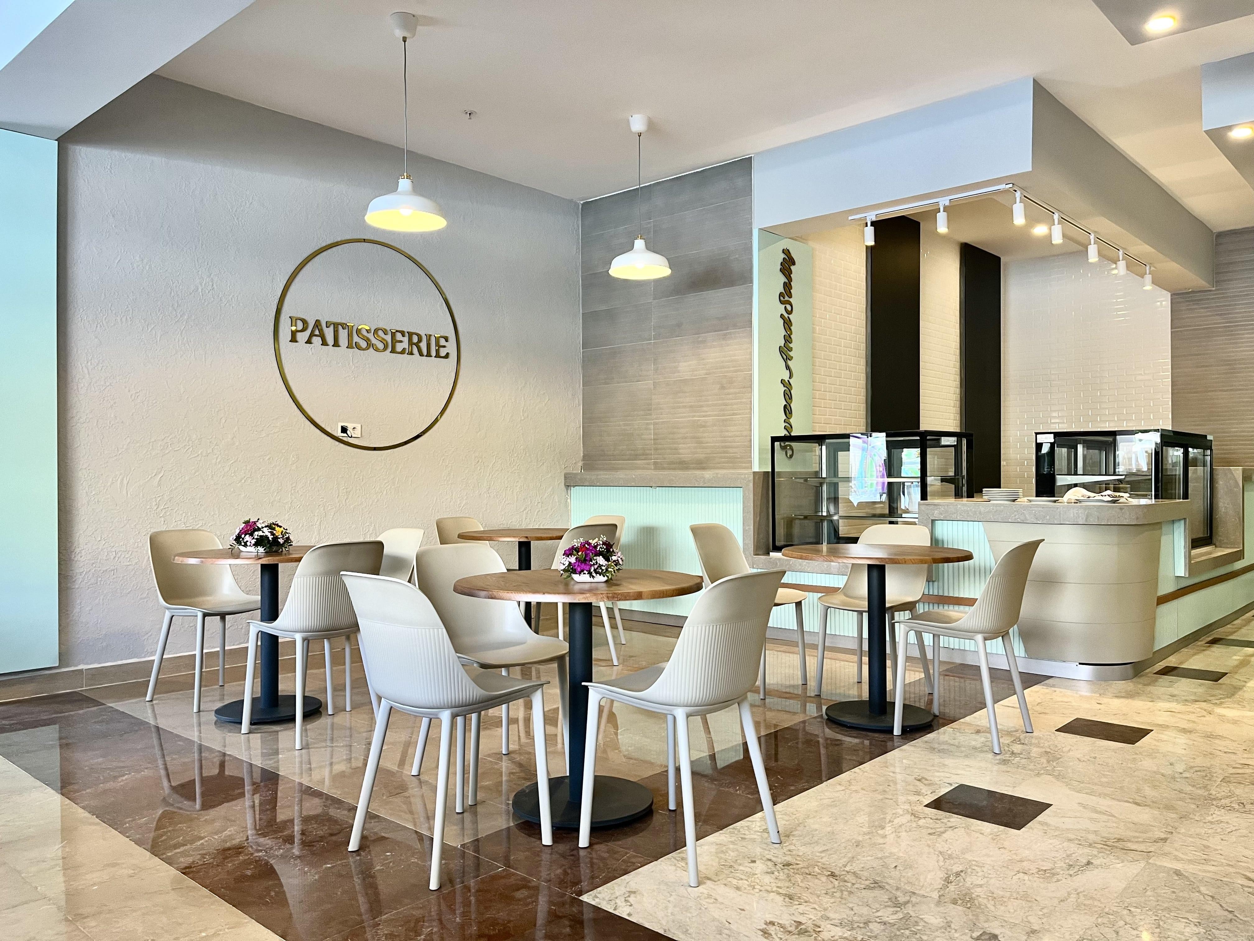 Side Story Resort & Spa 12