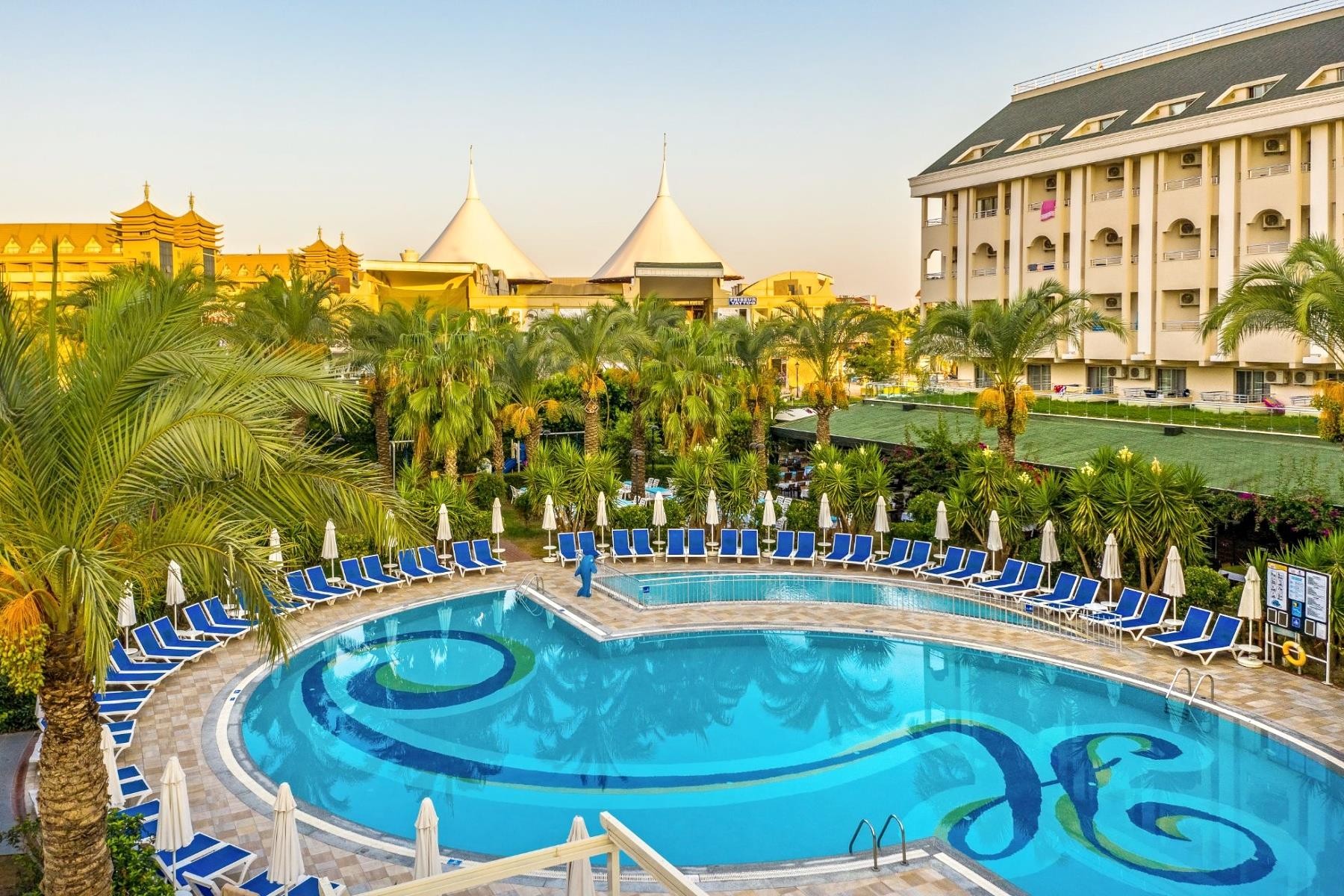 Calimera Hane Garden 6